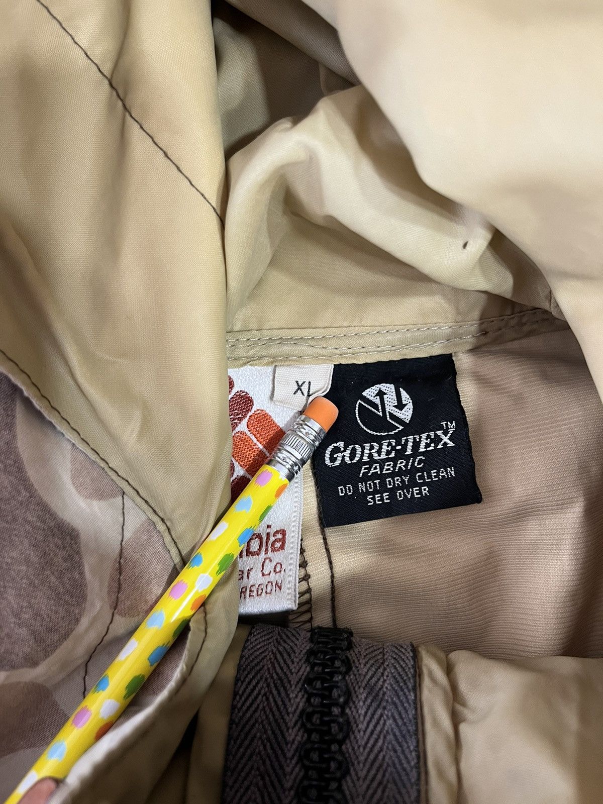 Columbia × Vintage Vintage Colombia duck camo goretex jacket Size US XL / EU 56 / 4 - 3 Thumbnail