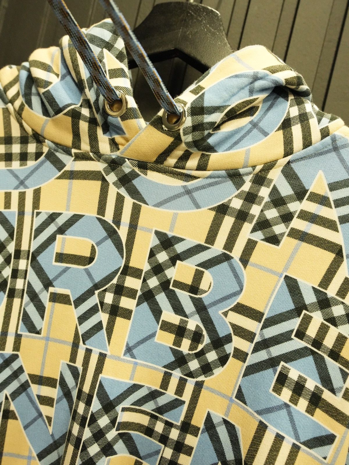 Burberry Burberry Vintage Check Logo Hoodie Size US XL / EU 56 / 4 - 4 Thumbnail
