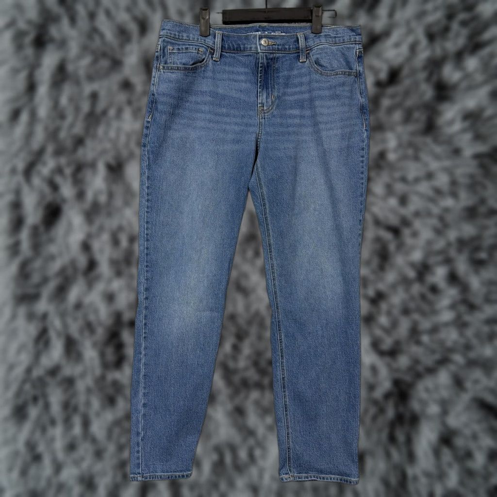 Old Navy Old Navy Wow Boyfriend Jeans Womens Size 10 34x29.5 Blue Stretch Denim Mid Rise Size 32" / US 10 / IT 46 - 1 Thumbnail