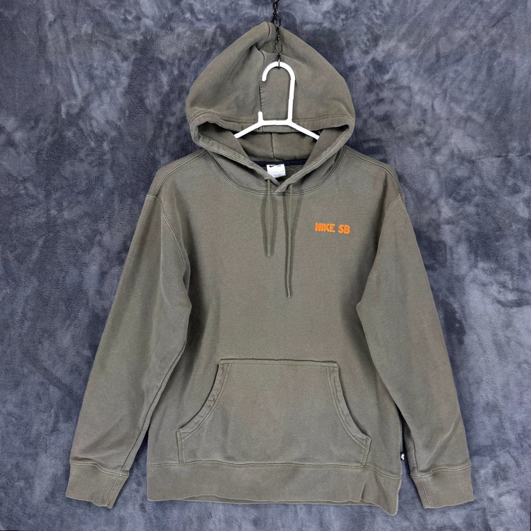 Nike Nike SB Mens Olive Green Traffic Cone Graphic Hoodie DJ1043-325 Small Size US S / EU 44-46 / 1 - 2 Thumbnail