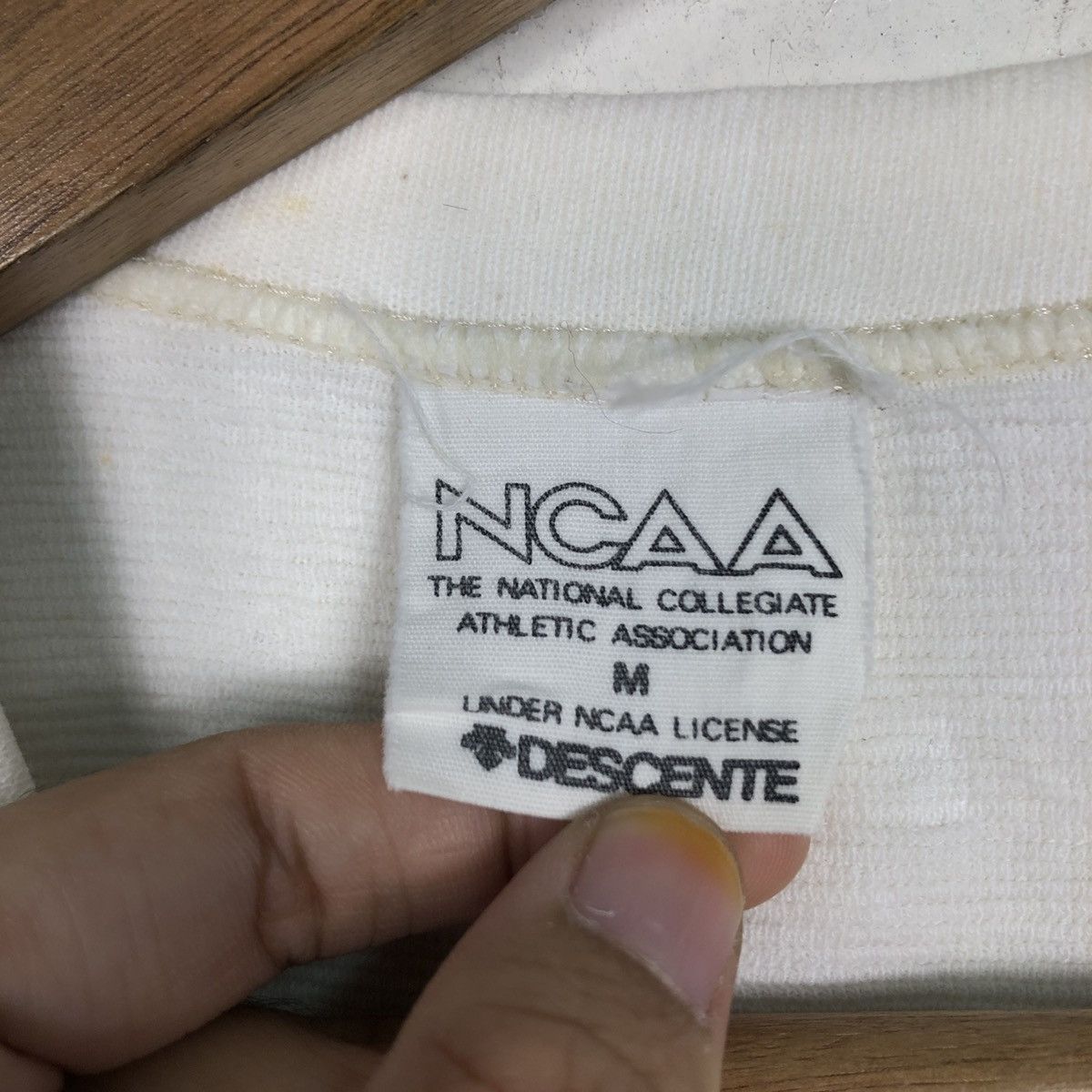 Japanese Brand 📌Vintage Sweatshirt Ncaa Descente Small Pony Size US M / EU 48-50 / 2 - 15 Thumbnail