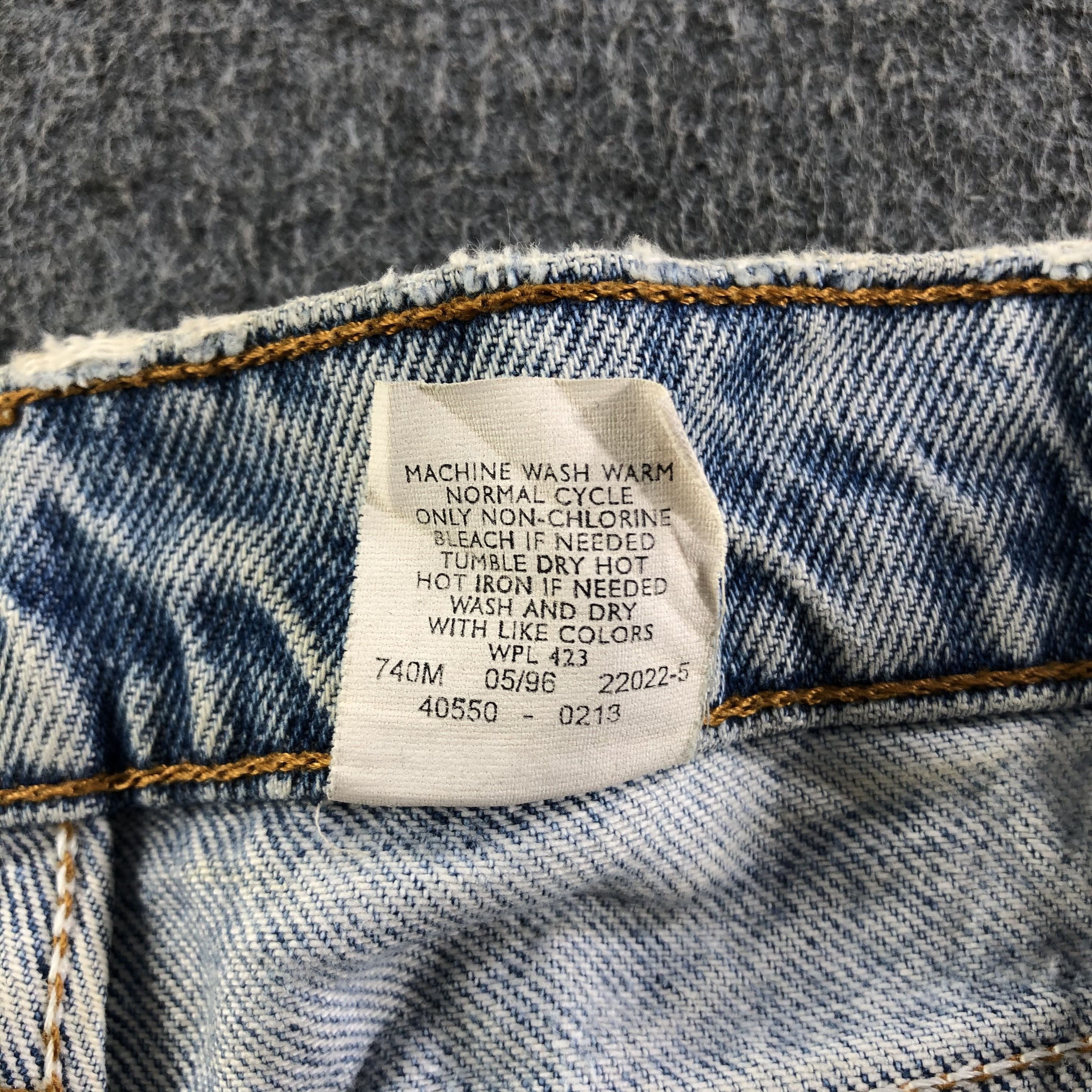 Levi's 90s Vintage Light Wash Levis 550 Jeans-J3353 Size US 33 - 14 Thumbnail