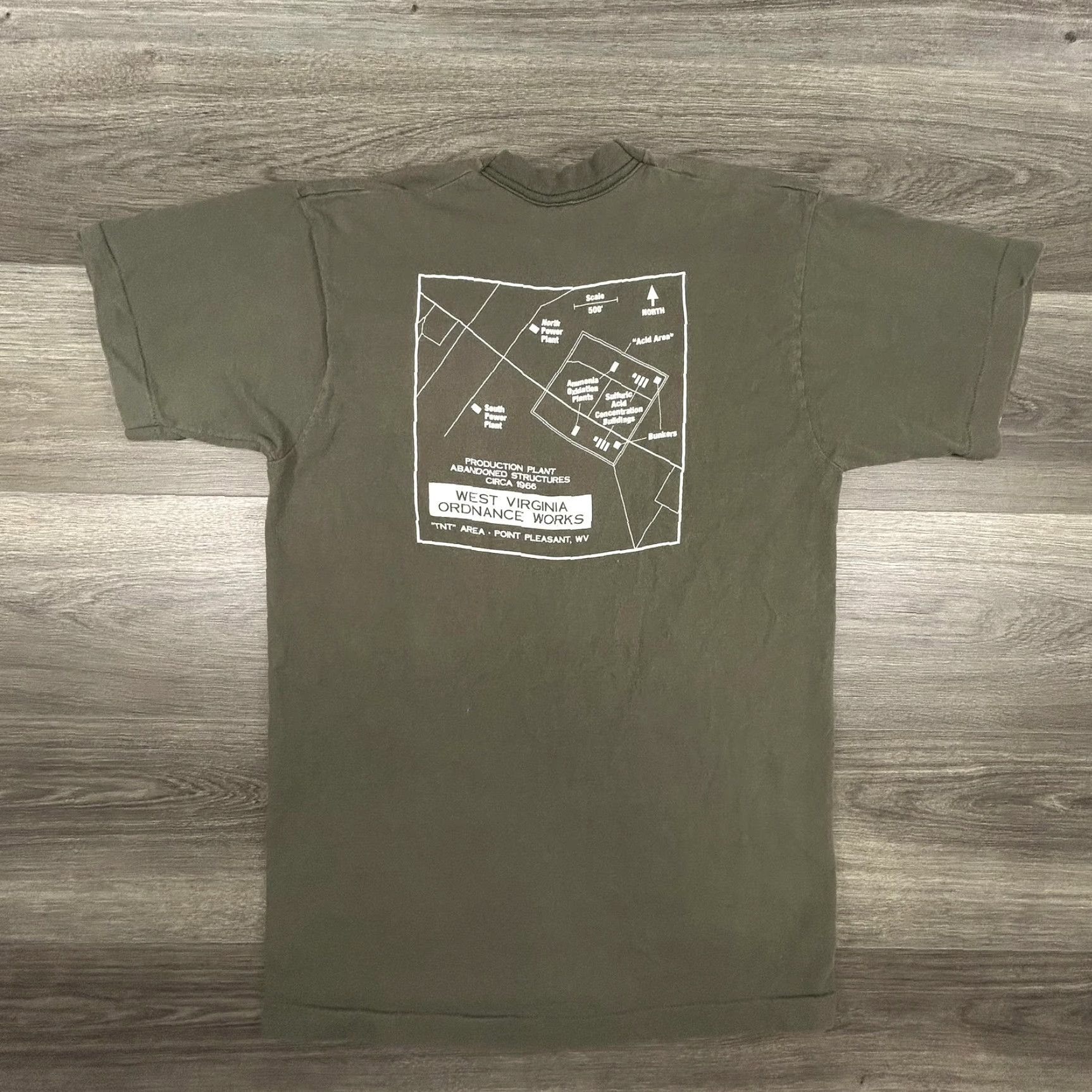 Fruit Of The Loom VINTAGE Mothman Shirt Mens Large 30 Years & The Legend Grows 1966–1996 Point Pleasant WV 90s USA Shirt Size US L / EU 52-54 / 3 - 2 Thumbnail