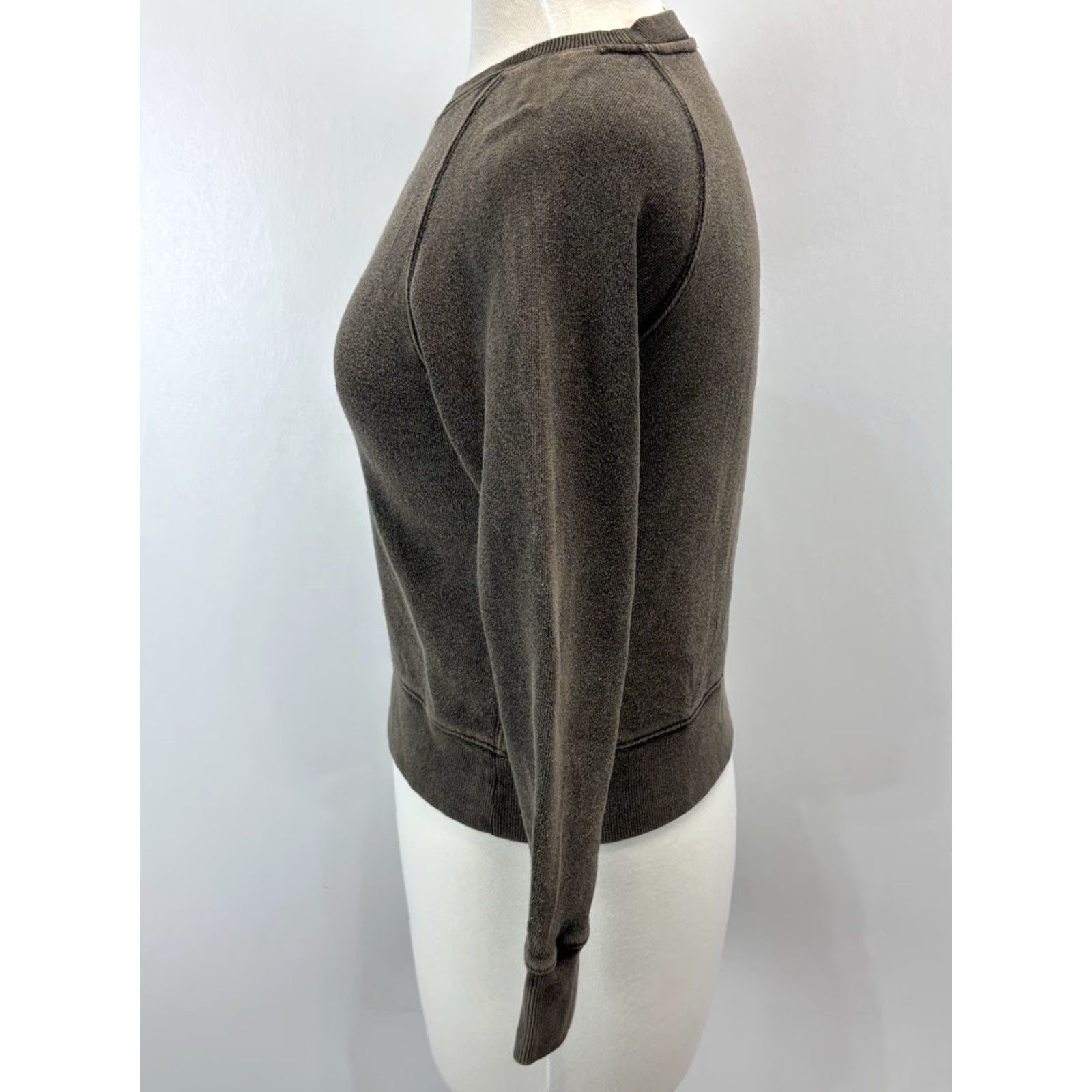 Free People VINTAGE Free People Crew Neck Sweatshirt XS Brown Crop Women Grunge Bohemian Size XS / US 0-2 / IT 36-38 - 2 Thumbnail