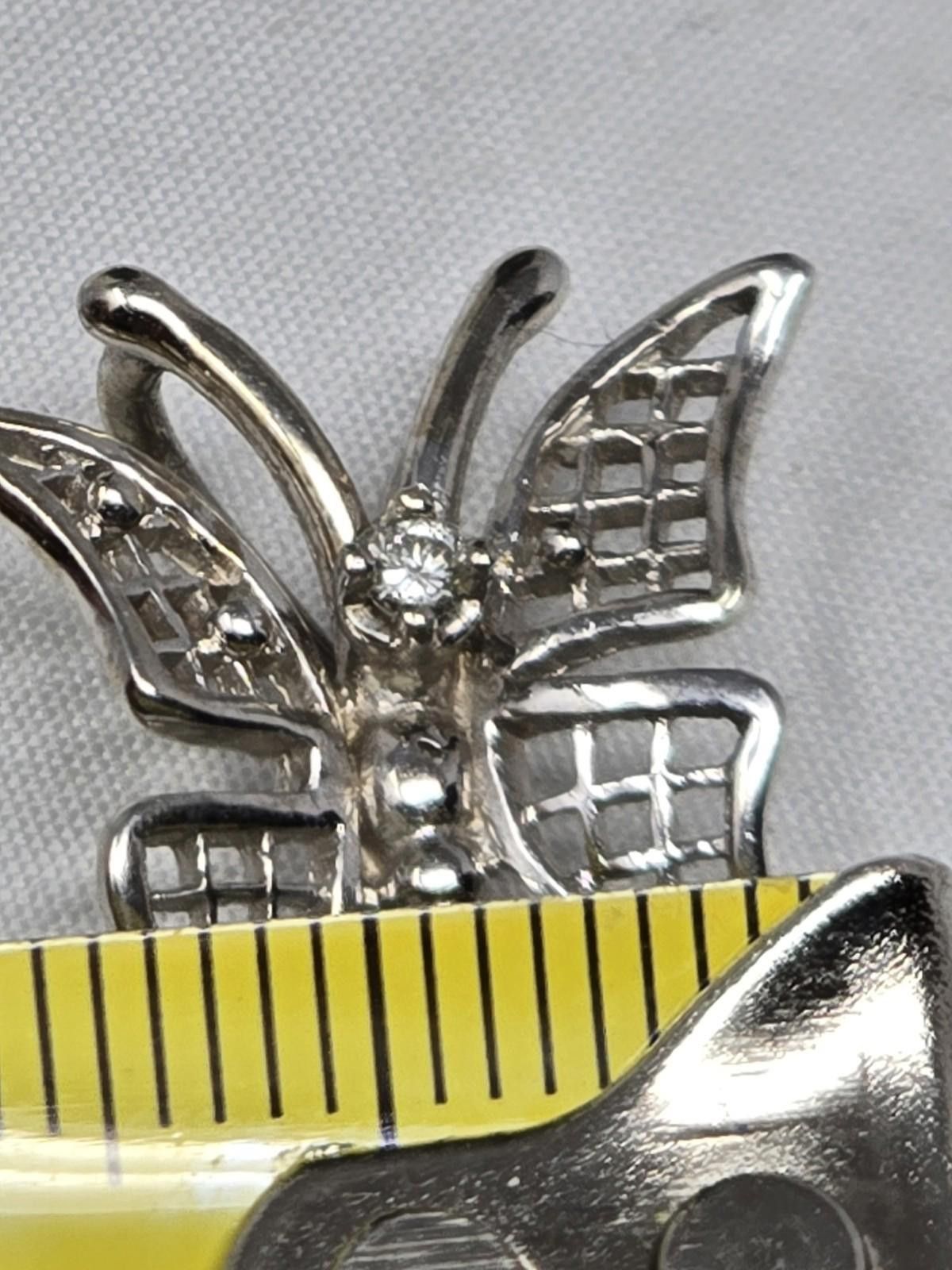 The Unbranded Brand ​Vtg 14k White Gold ~0.11ct Diamond Butterfly Pendant 2.2g Size ONE SIZE - 5 Thumbnail