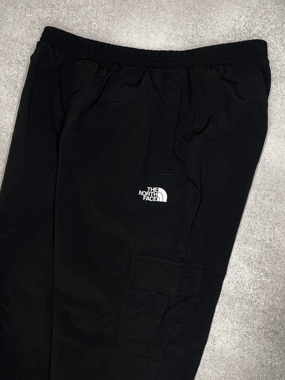 The North Face The North Face Nylon Cargo Pants Black Outdoor Gorpcore Size 36" / US 14 / IT 50 - 5 Thumbnail
