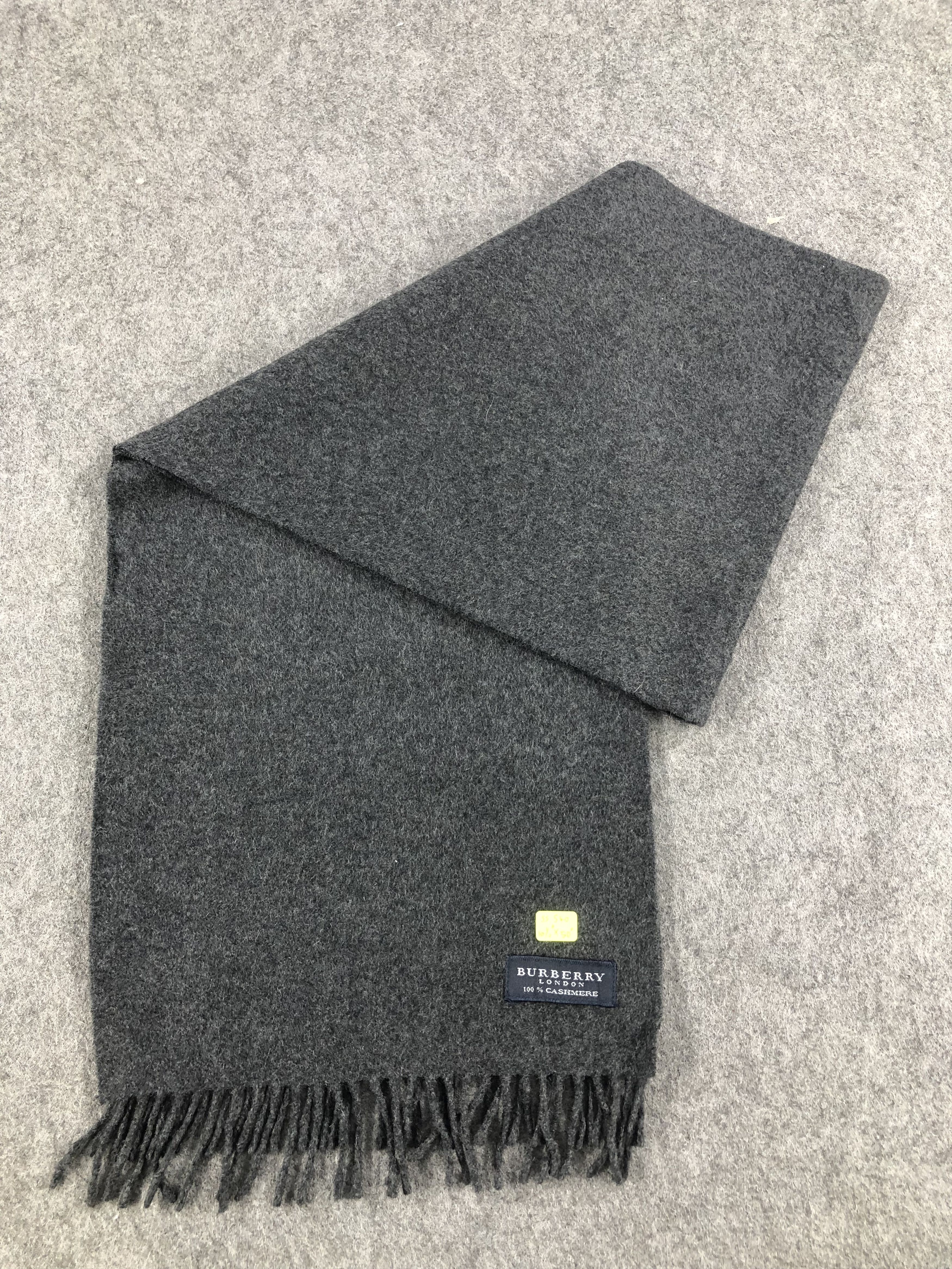 Burberry Burberry Cashmere Scarf / Muffler / Neckwear Size ONE SIZE - 6 Thumbnail