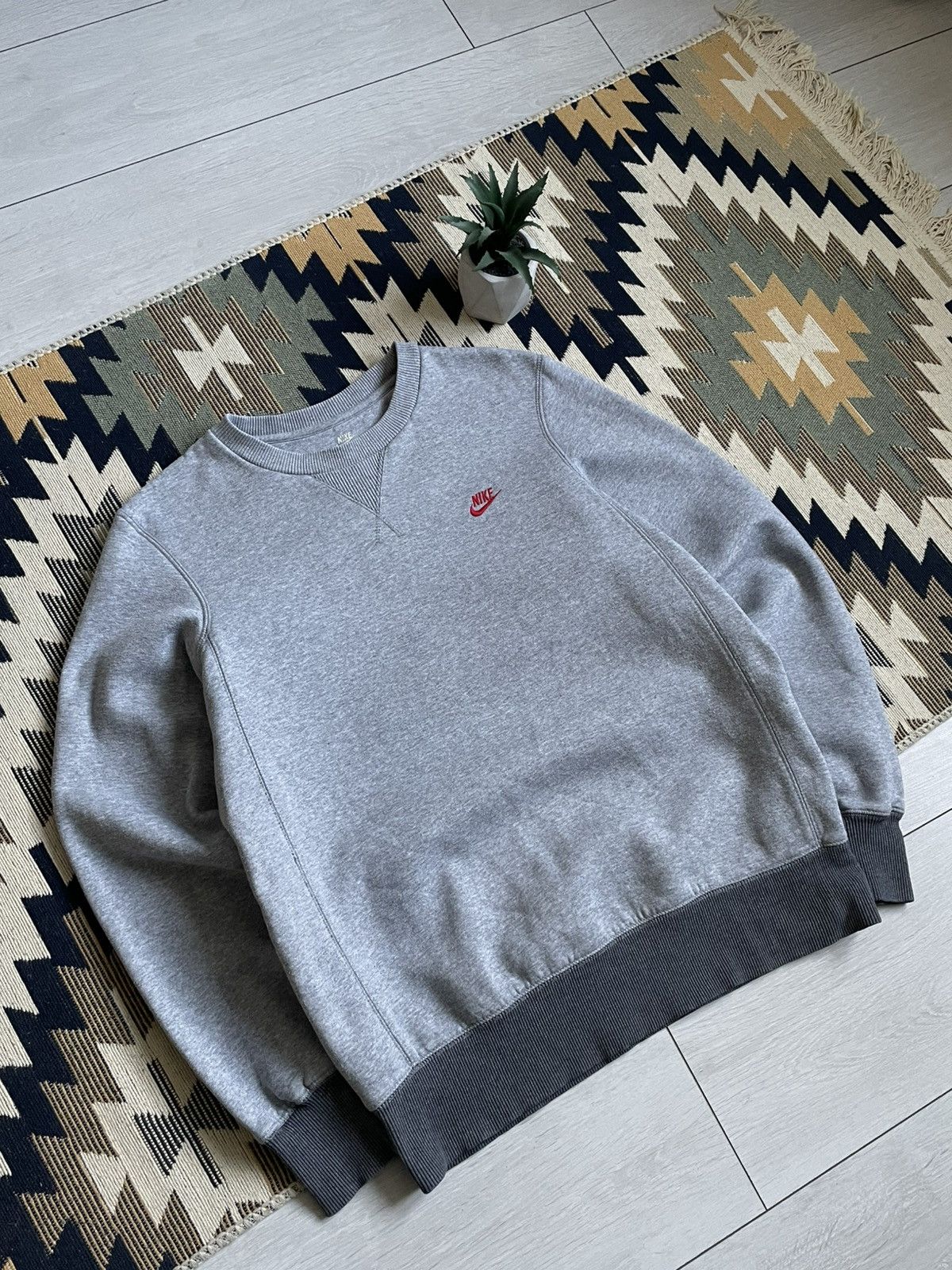 Nike × Vintage Vintage Nike Basic Small Logo Sweatshirt Size US M / EU 48-50 / 2 - 2 Thumbnail
