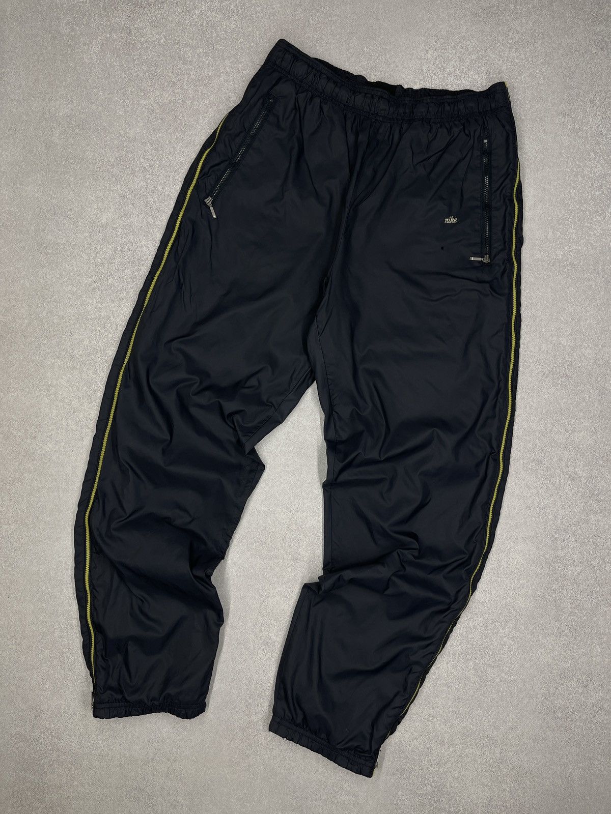 Nike Vintage Nike Nylon Sweatpants Graphite Drill Y2K TECH ACG Size US 32 / EU 48 - 1 Thumbnail
