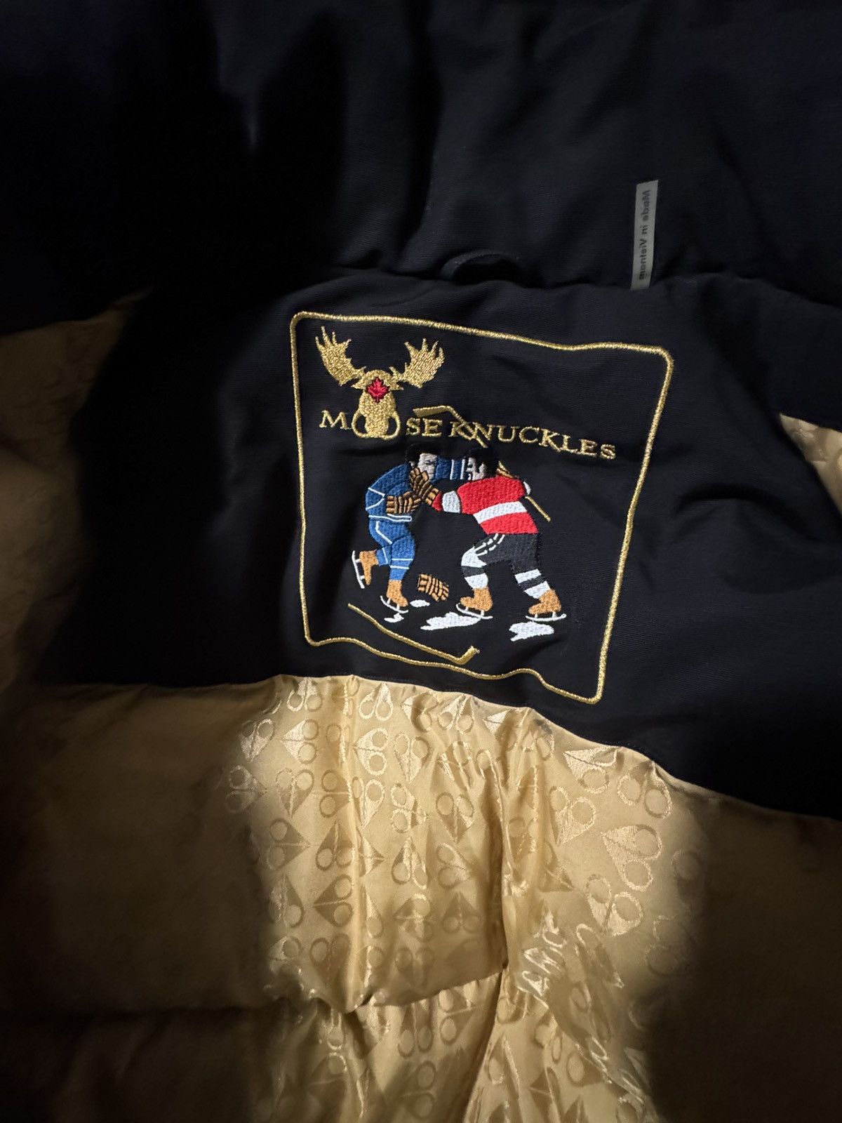 Moose Knuckles Barely worn Moose knuckle jacket best offer Size US S / EU 44-46 / 1 - 6 Thumbnail