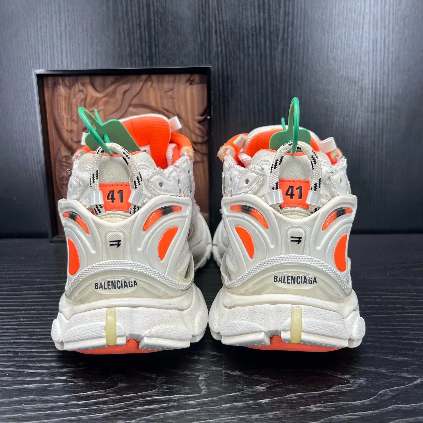Balenciaga Balenciaga Runner Distressed White Orange 41 Mint Size US 8 / EU 41 - 3 Thumbnail