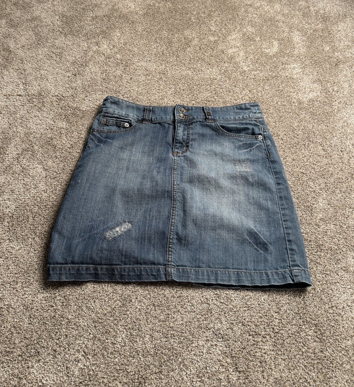 Point Zero POINT ZERO “MENDED” DENIM SKIRT Size 30" / US 8 / IT 44 - 1 Thumbnail