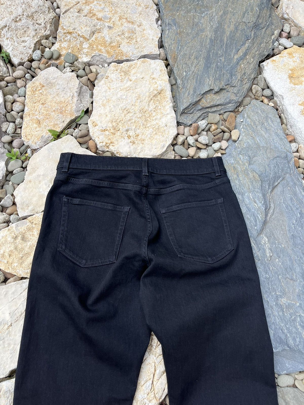 Cos × Designer COS collection of style classic full black jeans slim pants Size US 31 - 10 Thumbnail