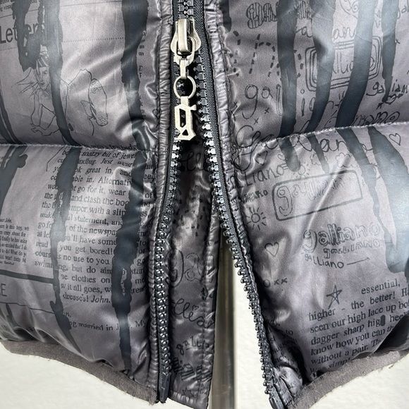 John Galliano Gazette News Paper Down Vest Rare IT 50 Dual Z