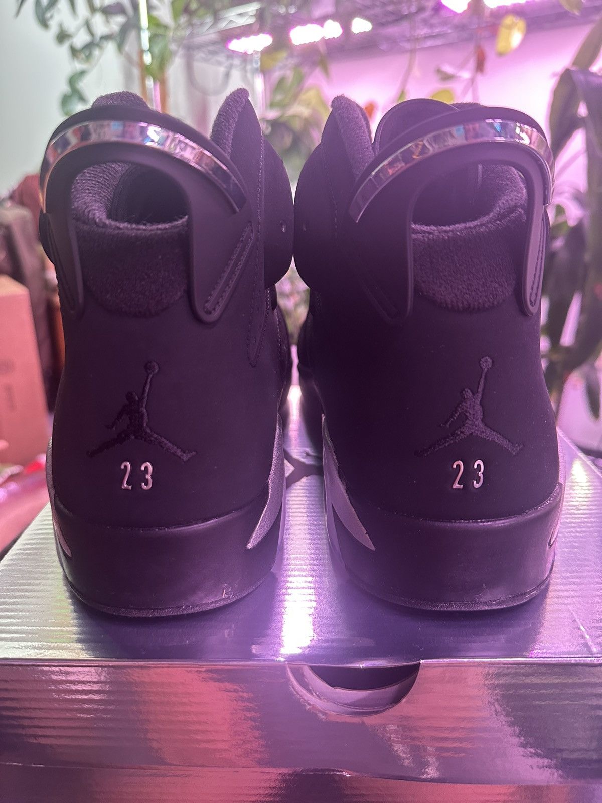 Jordan Brand Air Jordan 6 Retro “Chrome” Size US 13 / EU 46 - 4 Thumbnail