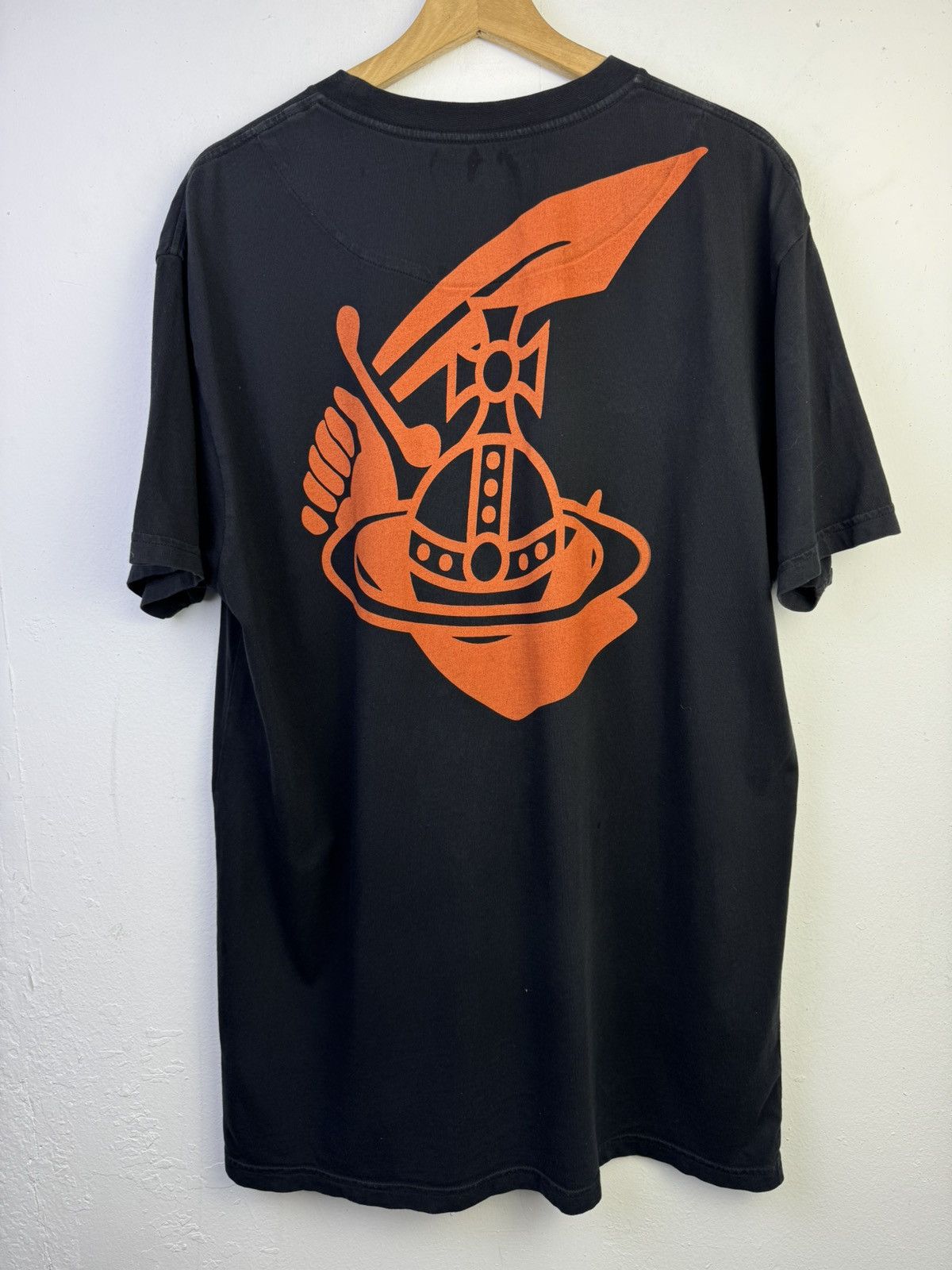 Vivienne Westwood Vivienne Westwood "Time to Act!" t-shirt Size US M / EU 48-50 / 2 - 6 Thumbnail