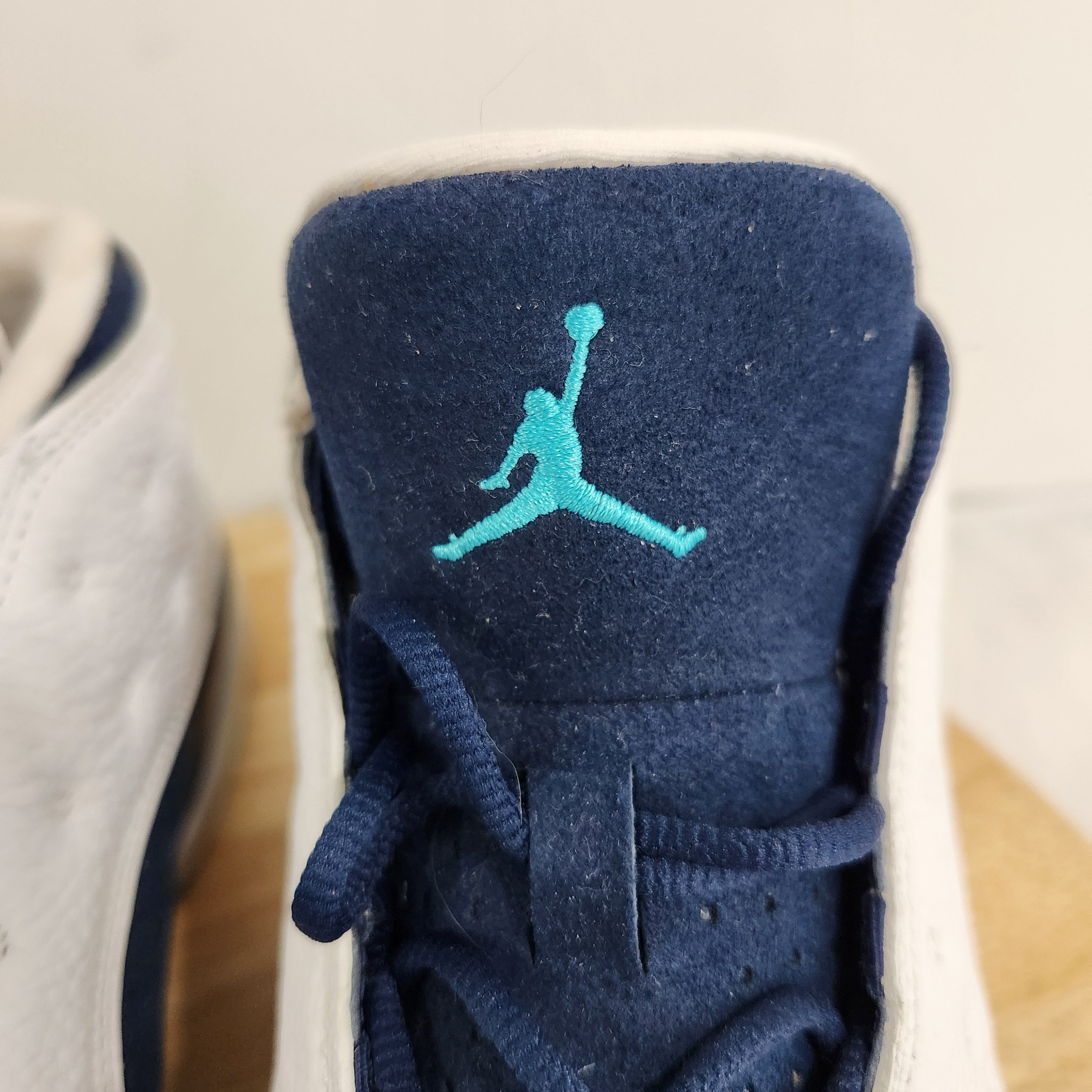 Jordan Brand Air Jordan 13 Low Hornets Size US 10 / EU 43 - 5 Thumbnail