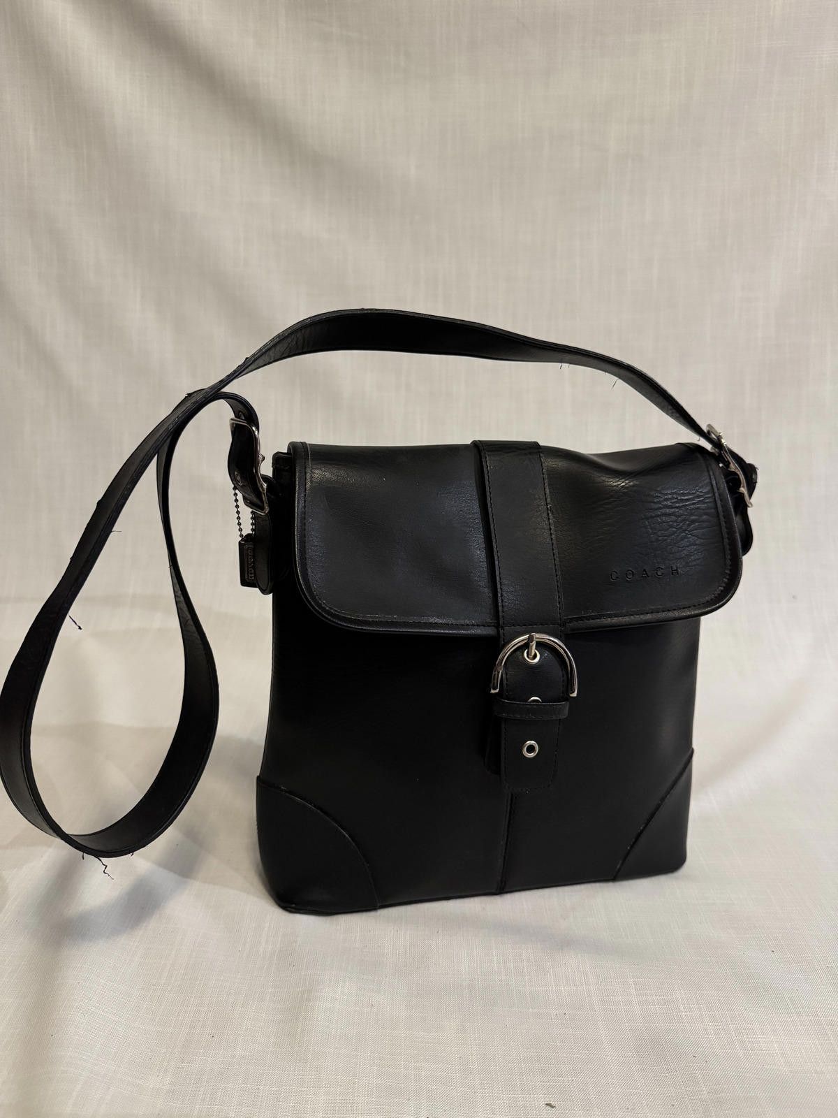 Coach Stylish Coach Black Leather Handbag Size ONE SIZE - 1 Thumbnail