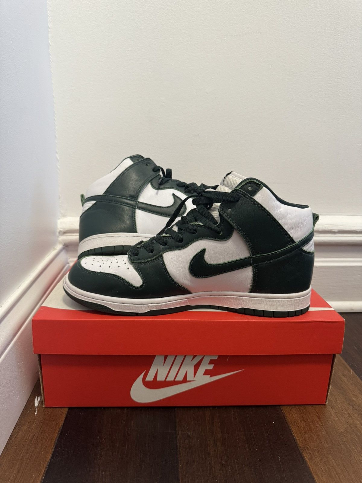 Nike Nike Dunk High “Michigan State” Size US 11 / EU 44 - 1 Thumbnail
