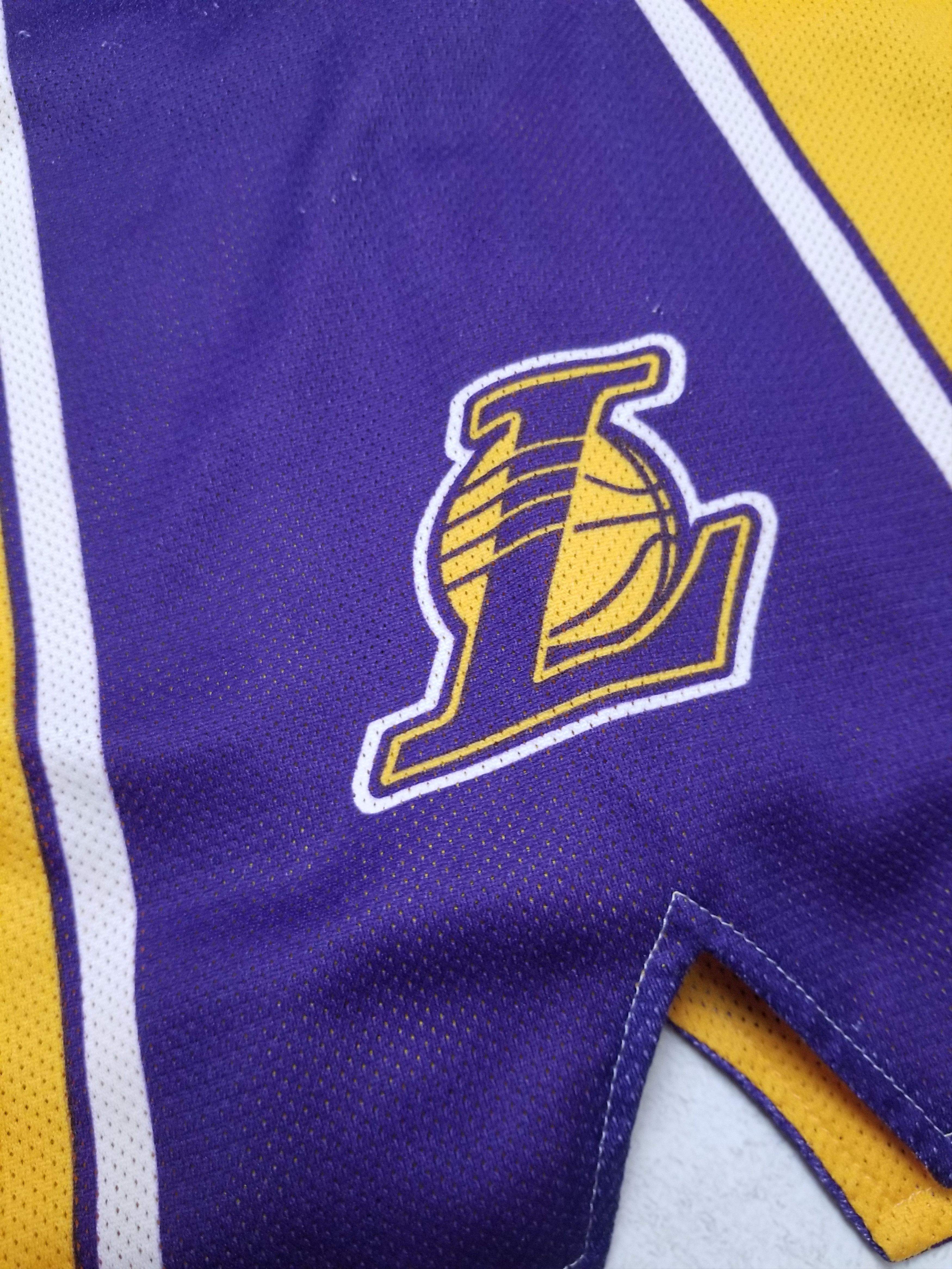 Champion Vintage Champion Los Angels Lakers Basketball NBA Men's XXL Size US 42 / EU 58 - 16 Thumbnail