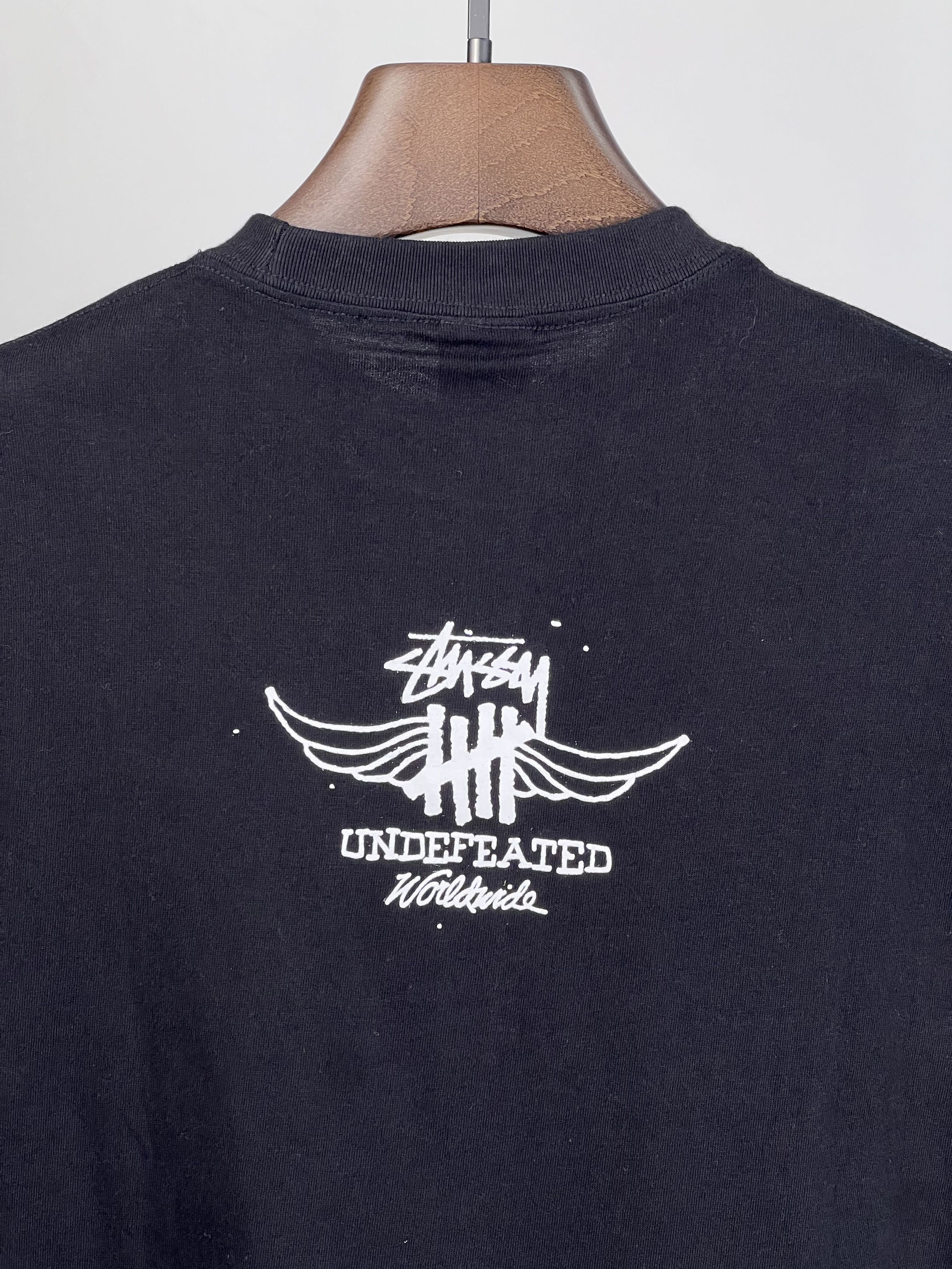 Stussy Brand new Worldwide T-shirt Black Limited Edition Size US L / EU 52-54 / 3 - 9 Thumbnail