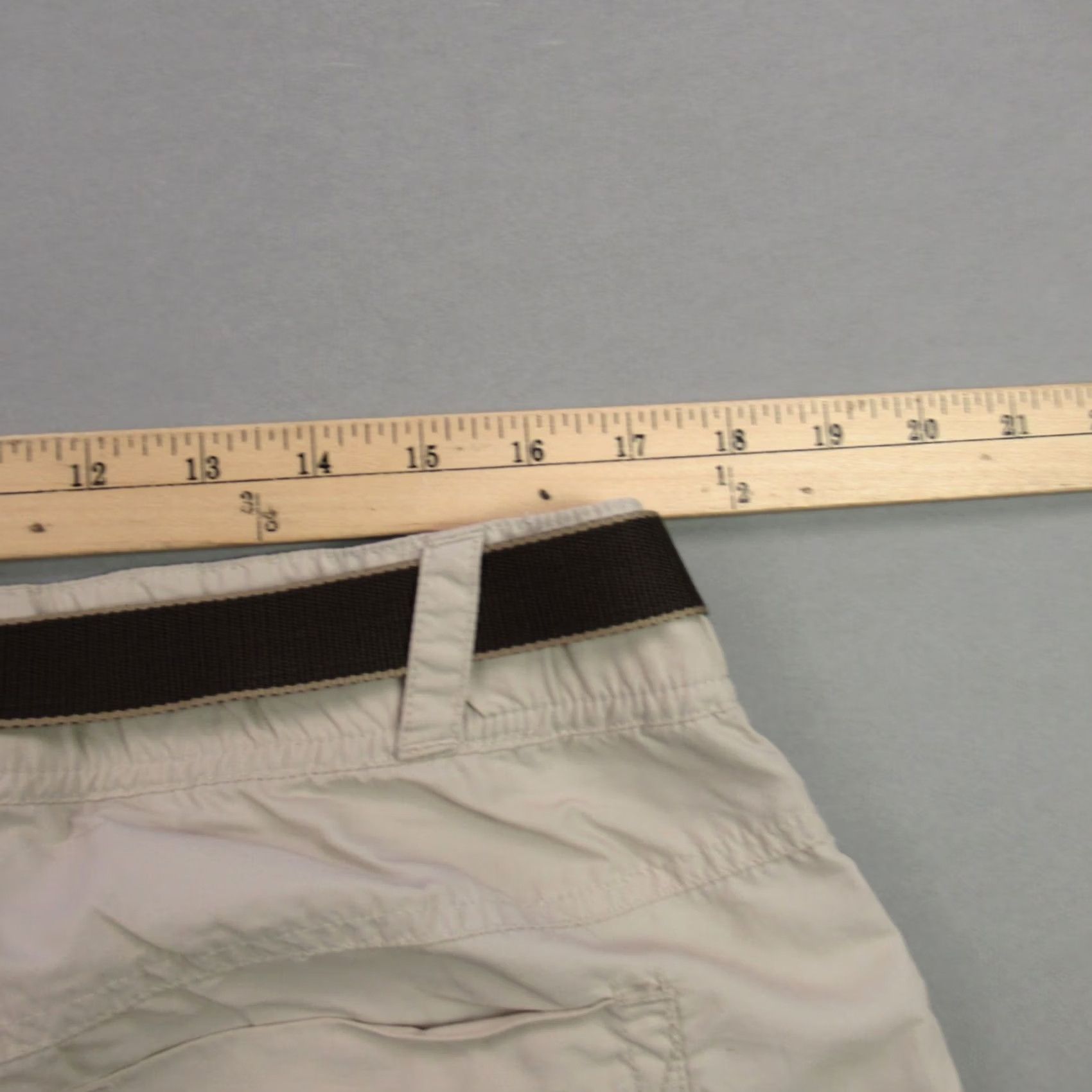 Vintage REI Shorts Womens 16 Lightweight Outdoor Stretch Casual Hiking Size 38" / US 16 / IT 52 - 7 Thumbnail