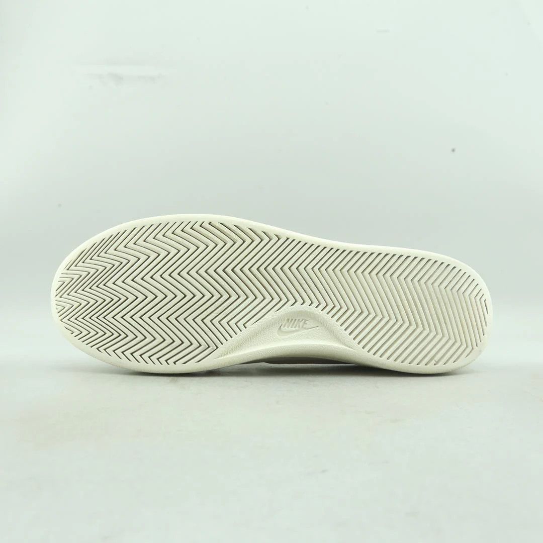 Nike Nike Women's Court Royale sneakers white metallic bronze Size US 8.5 / IT 38.5 - 6 Thumbnail