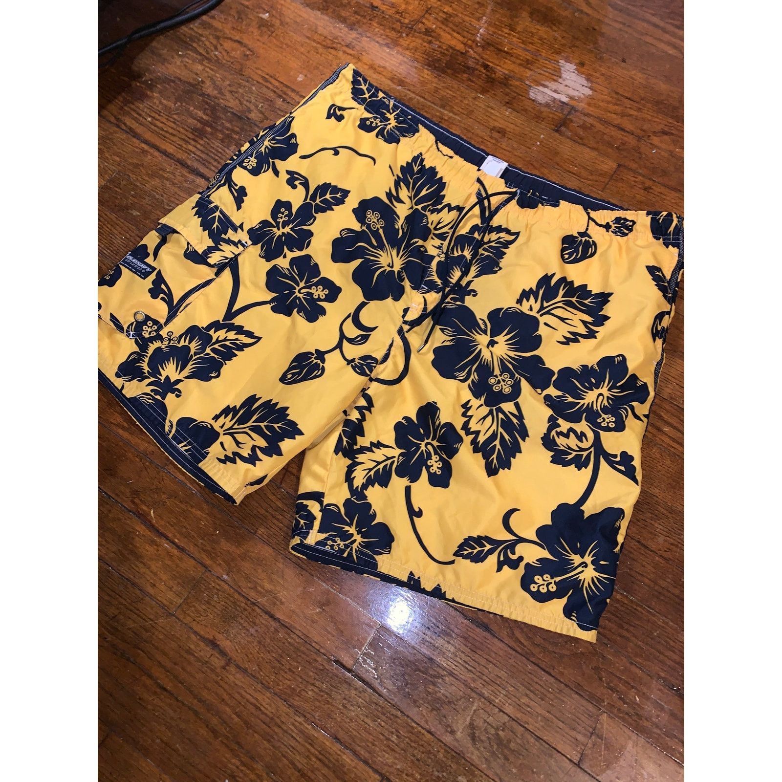 Old Navy Vintage Y2K Old Navy Swim Trunks L Yellow Floral Cargo Size US 38 / EU 54 - 3 Thumbnail