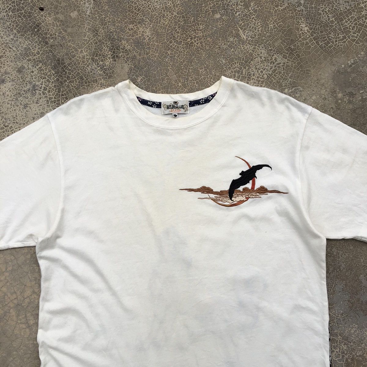 Japanese Brand × Kamakura KARAKURI Tamashii very Rare Wolf Embroidered Design T-Shirt Size US L / EU 52-54 / 3 - 3 Thumbnail