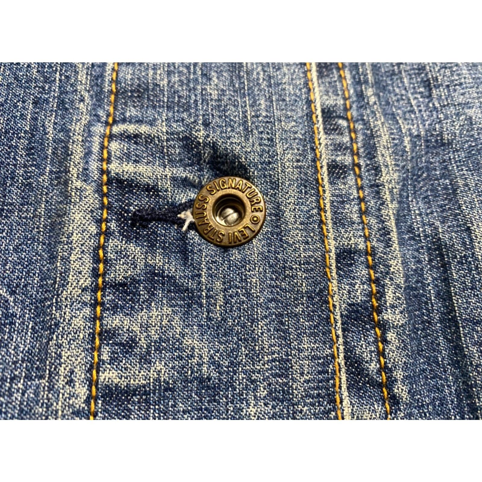 Levi's Levi's Womens Small Jean Jacket Blue Denim Signature Trucker Button Up Pockets Size 28" / US 6 / IT 42 - 4 Thumbnail