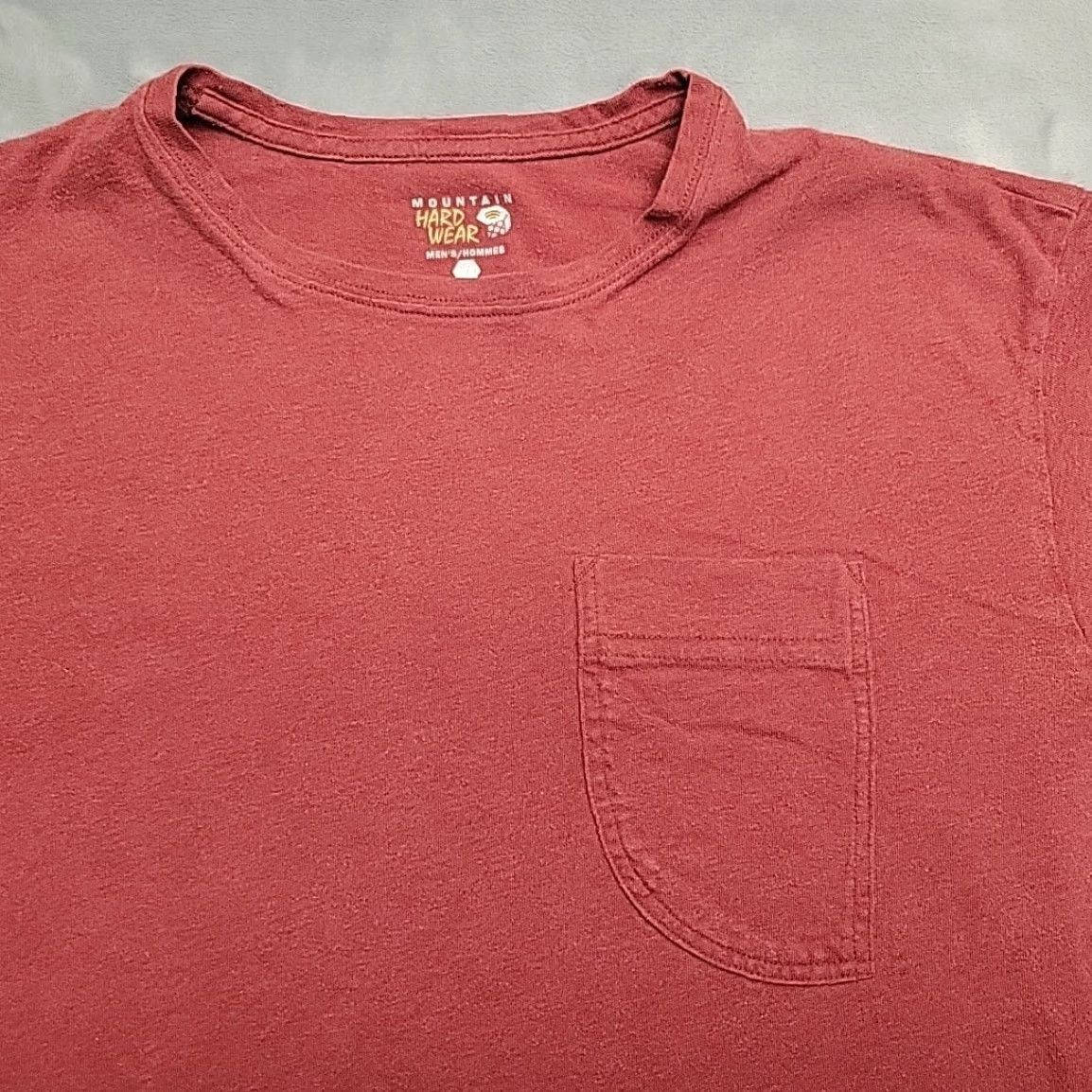 Mountain Hardwear VINTAGE Mountain Hardwear Shirt Mens L Red 100% Organic Cotton Long Sleeve Outdoor TEE Size US L / EU 52-54 / 3 - 2 Thumbnail