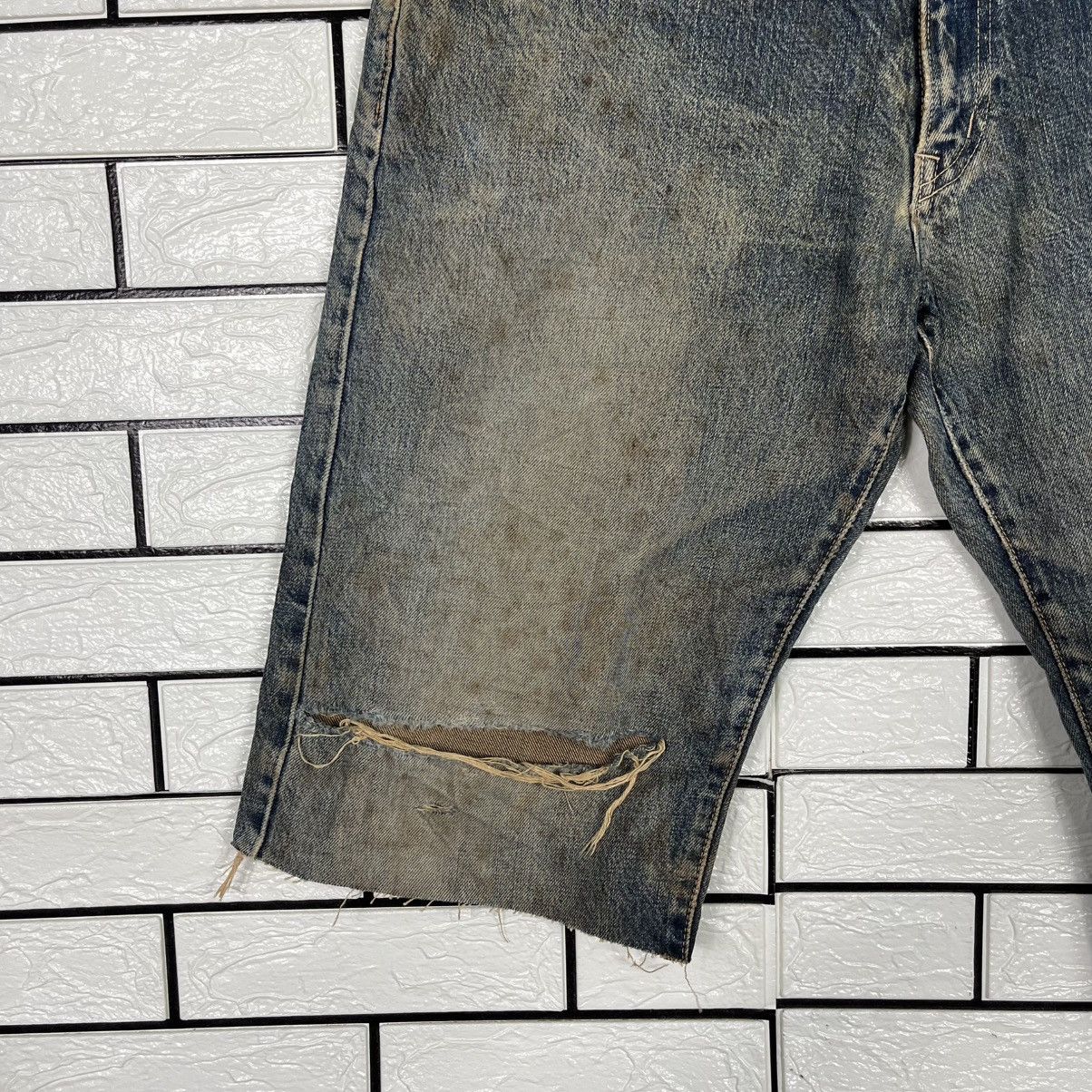 Japanese Brand Vintage Jump Juveneile Clip Distressed Short Denim Size US 32 / EU 48 - 4 Thumbnail