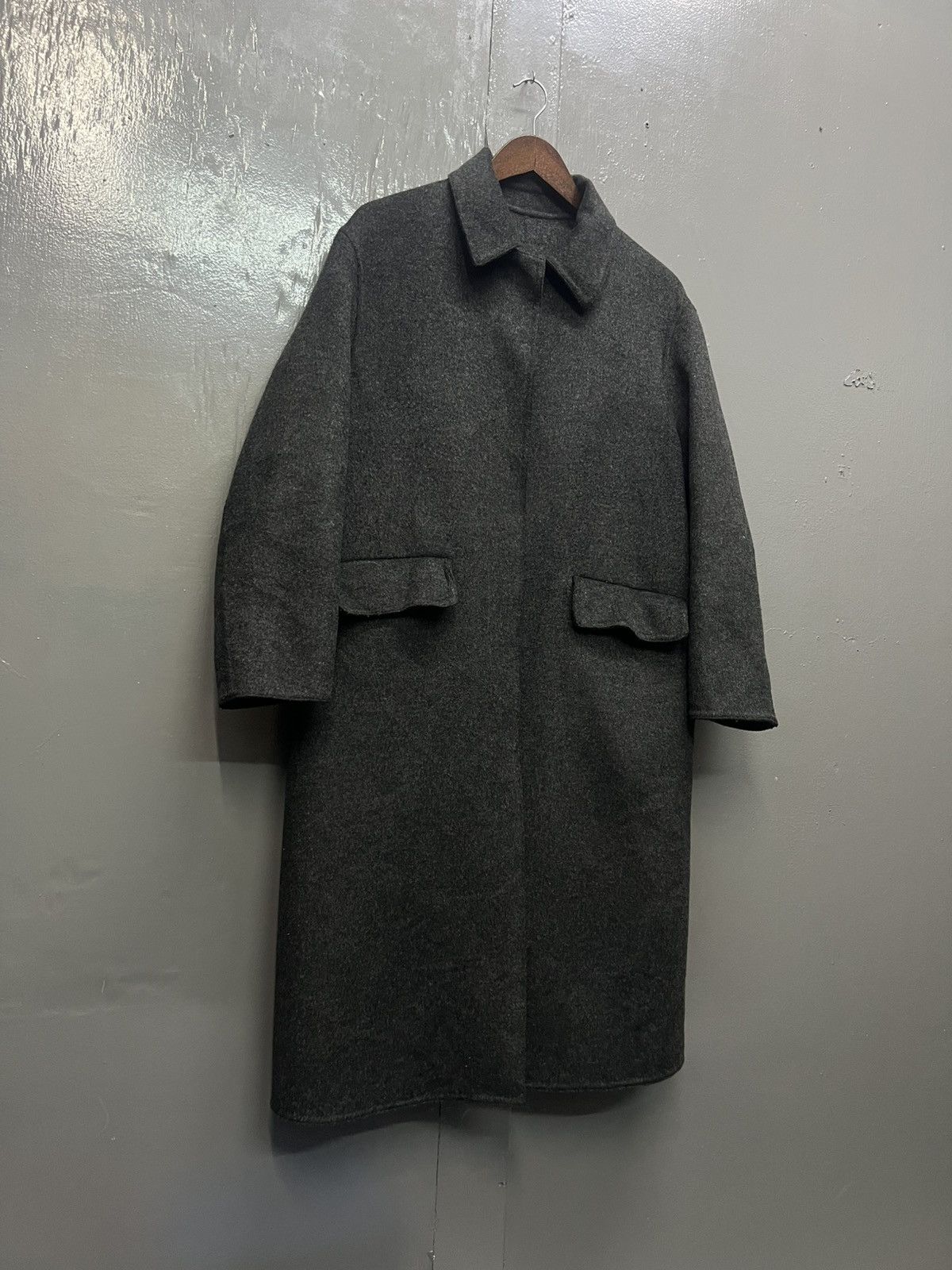 JW Anderson JW Anderson Long Coat in Wool Size US S / EU 44-46 / 1 - 3 Thumbnail