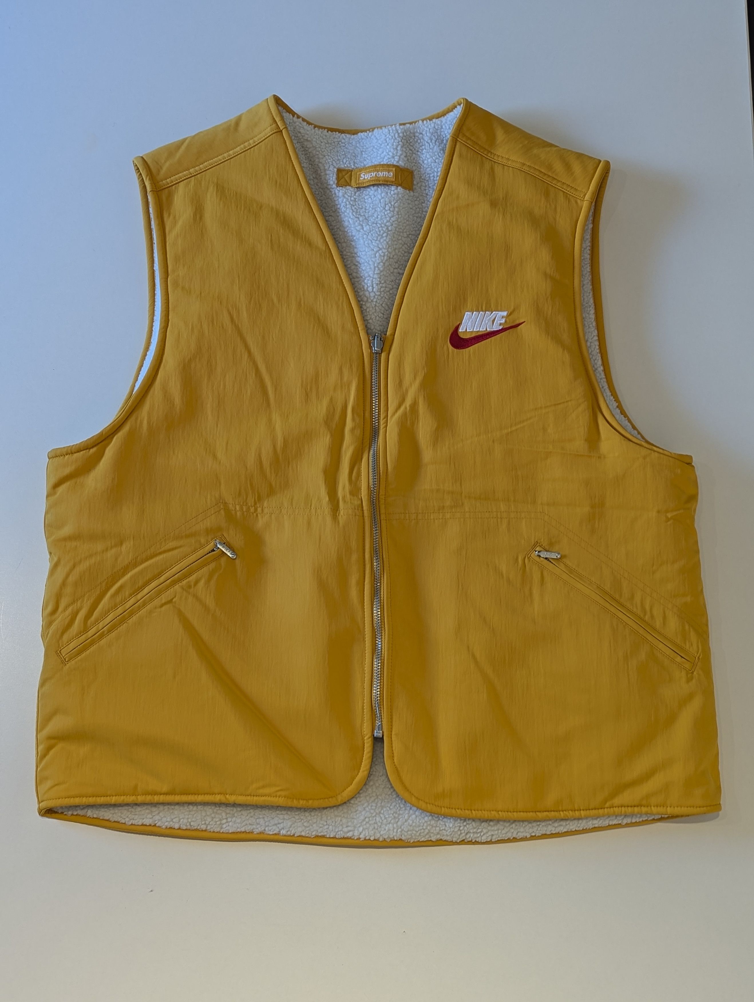 Nike × Supreme Nike x Supreme Reversible Fleece Vest | Grailed