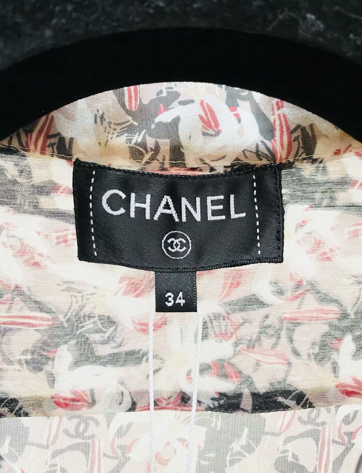 Chanel Chanel F34 Floral Logo Silk Long Sleeve Blouse J33 Size XXS / US 00 / IT 34 - 2 Thumbnail