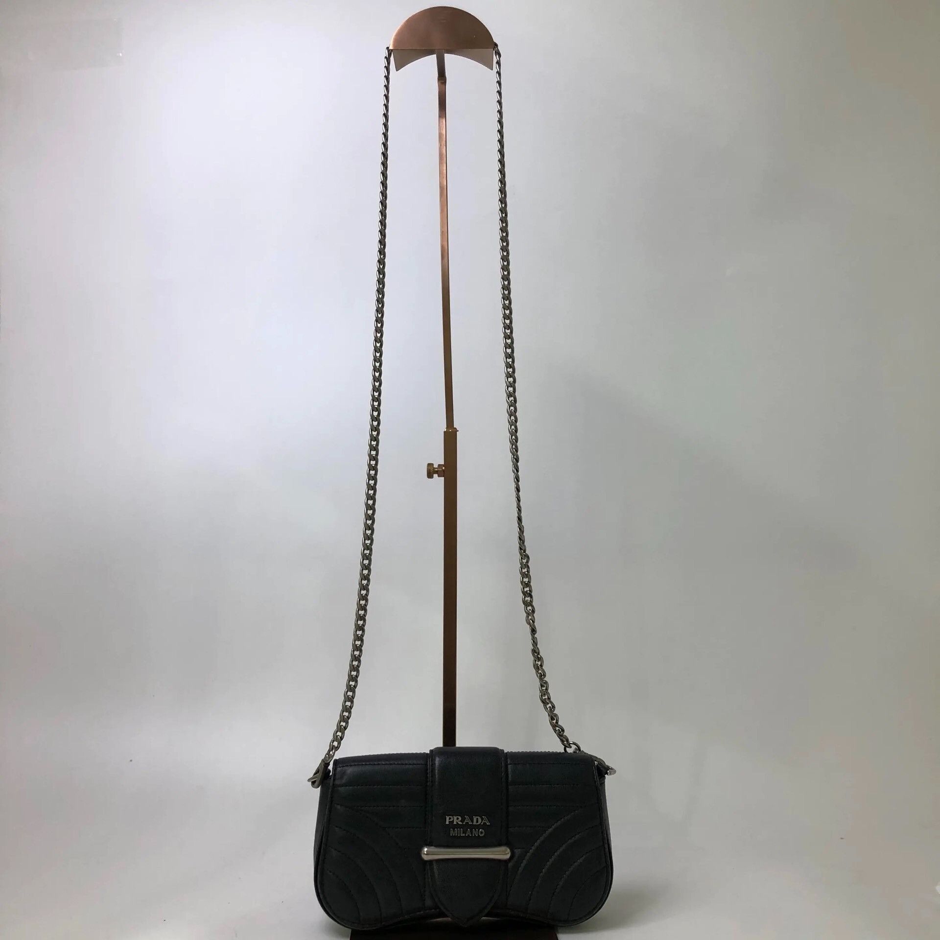 Prada Pre-loved Bag Very good condition Size ONE SIZE - 1 Thumbnail