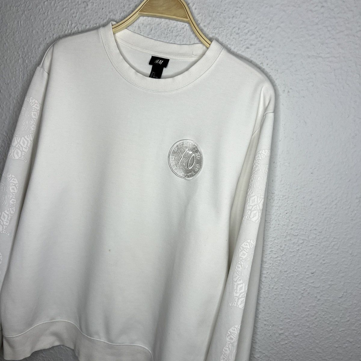H&M × The Weeknd × XO The Weeknd XO x H&M Sleeve Logo sweatshirt HM Size US L / EU 52-54 / 3 - 3 Thumbnail
