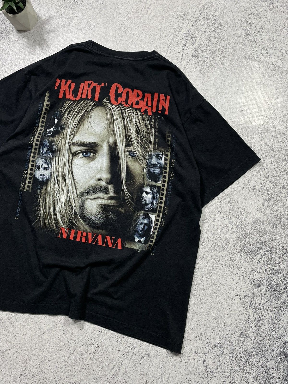 Band Tees × Nirvana × Vintage Vintage 90’s Nirvana Kurt Cobain 1967-1994 T-shirt Size US XL / EU 56 / 4 - 8 Thumbnail
