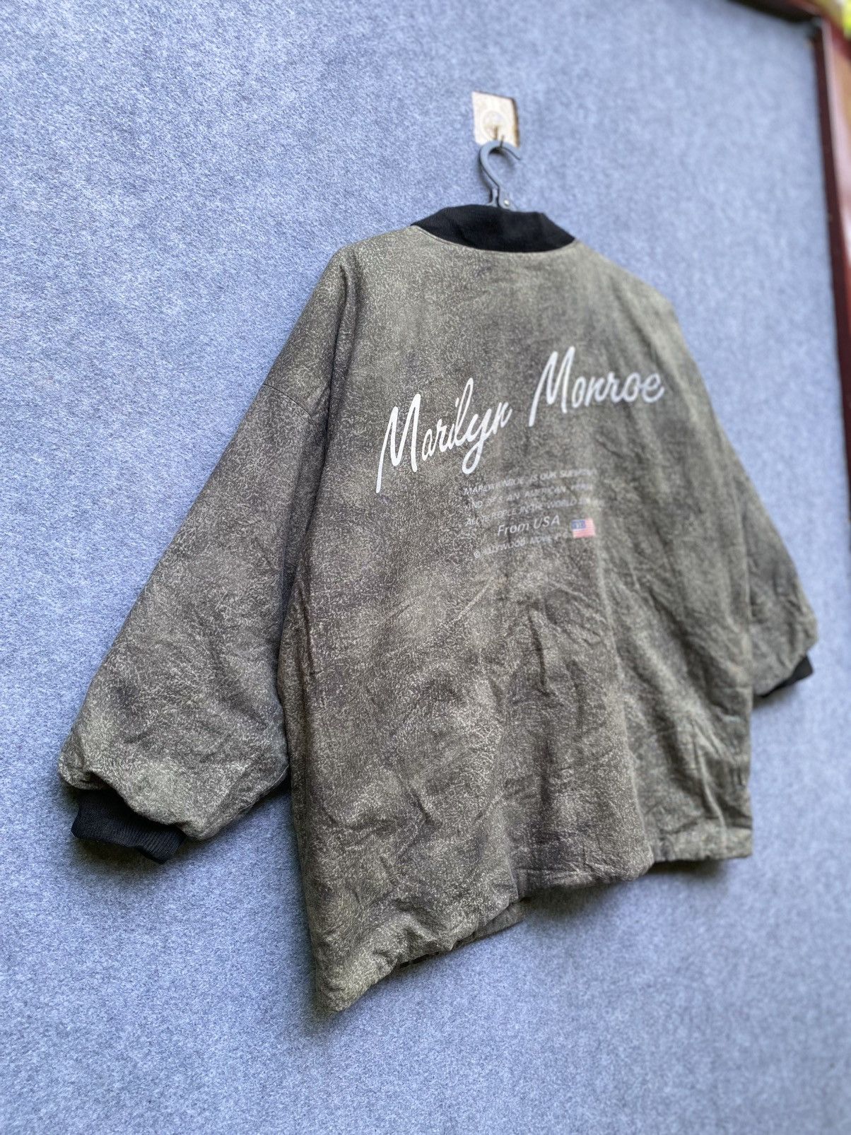 Vintage Vintage merilyn monroe kimono jacket Size US M / EU 48-50 / 2 - 11 Thumbnail