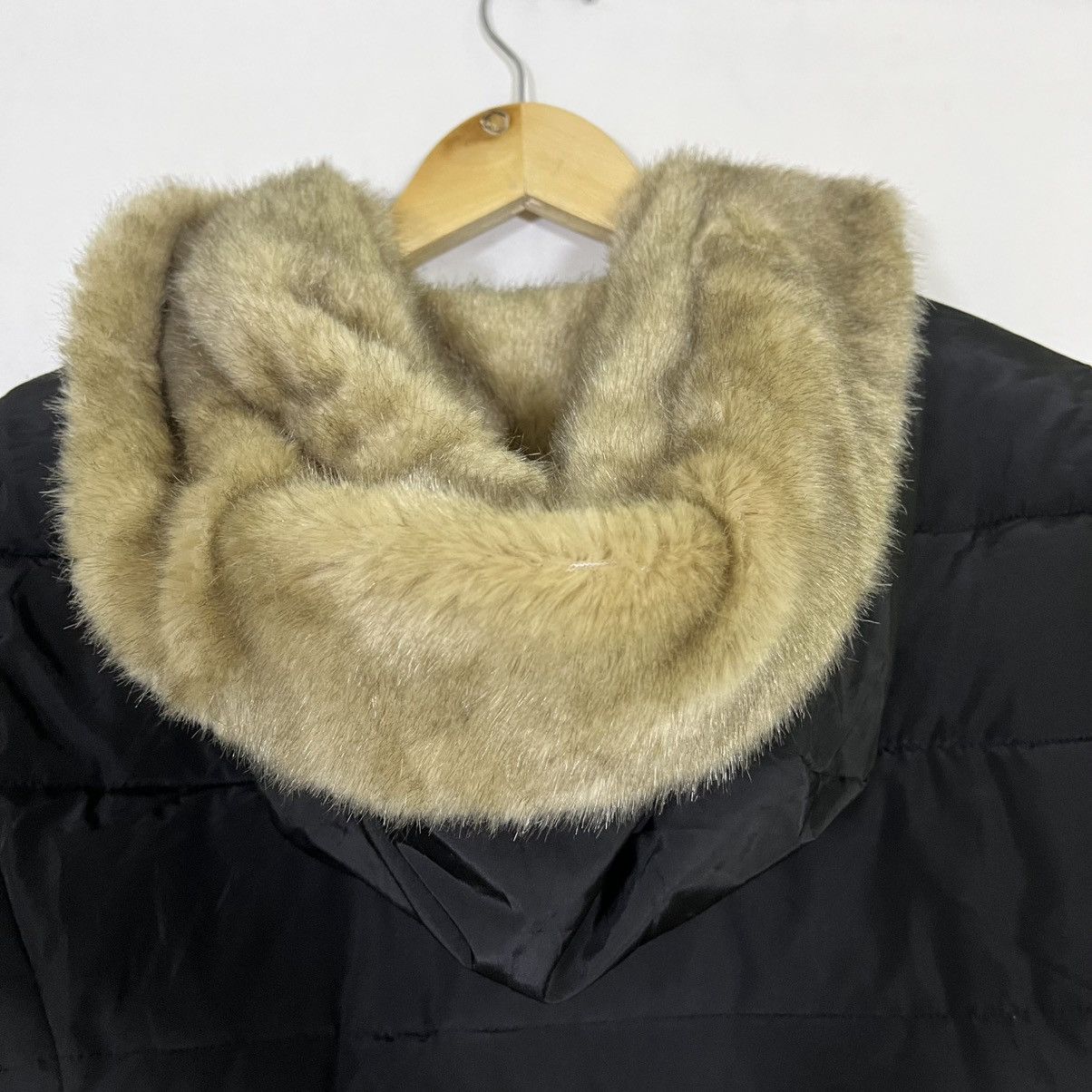 If Six Was Nine TRF OUTERWEAR LGB FUR HOODED JACKET Size S / US 4 / IT 40 - 10 Thumbnail