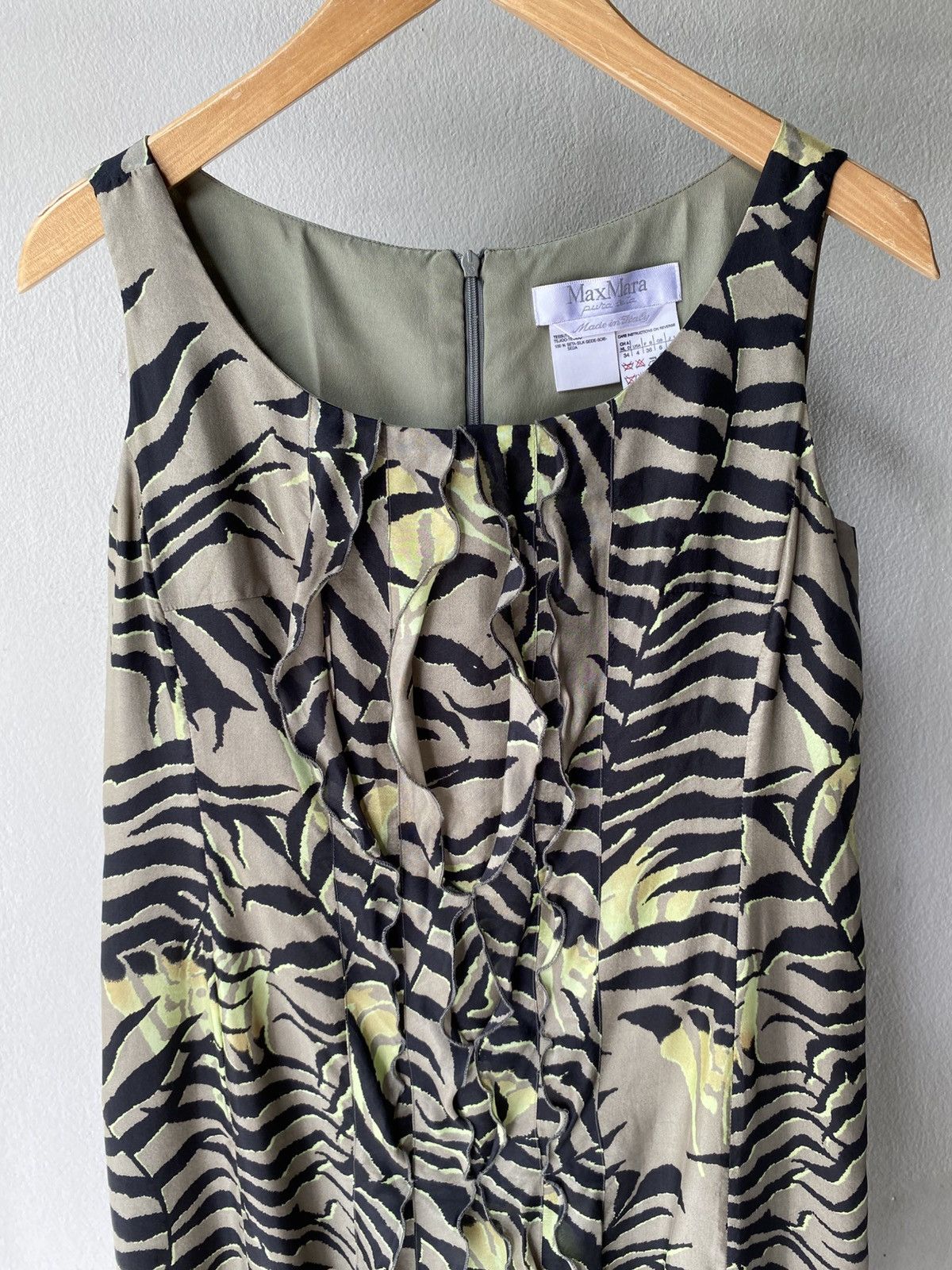 Max Mara Maxmara Green Tiger Printed dress. Size S / US 4 / IT 40 - 9 Thumbnail
