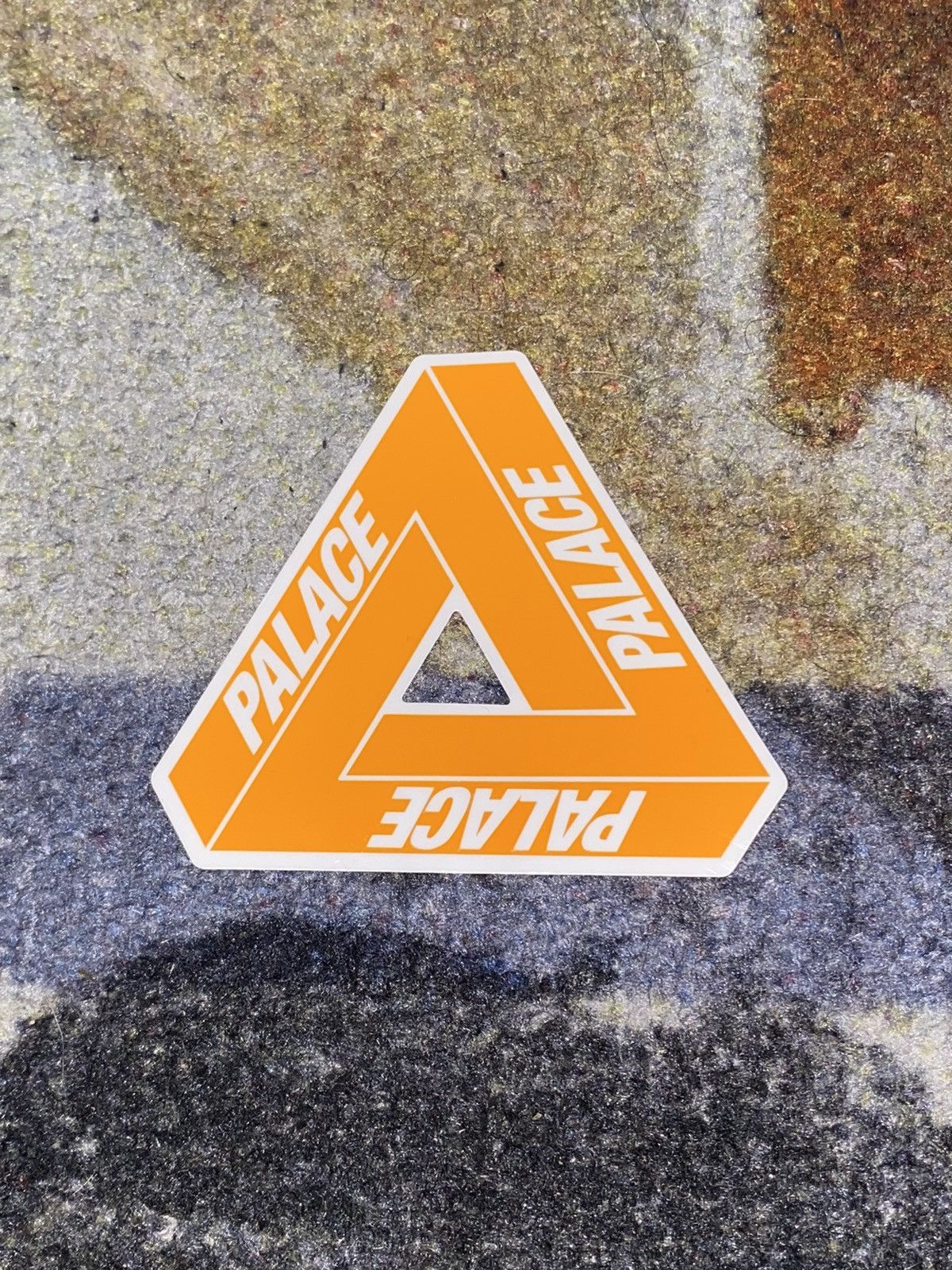 Palace Palace Exclusive Tri Ferg Sticker Size ONE SIZE - 1 Preview