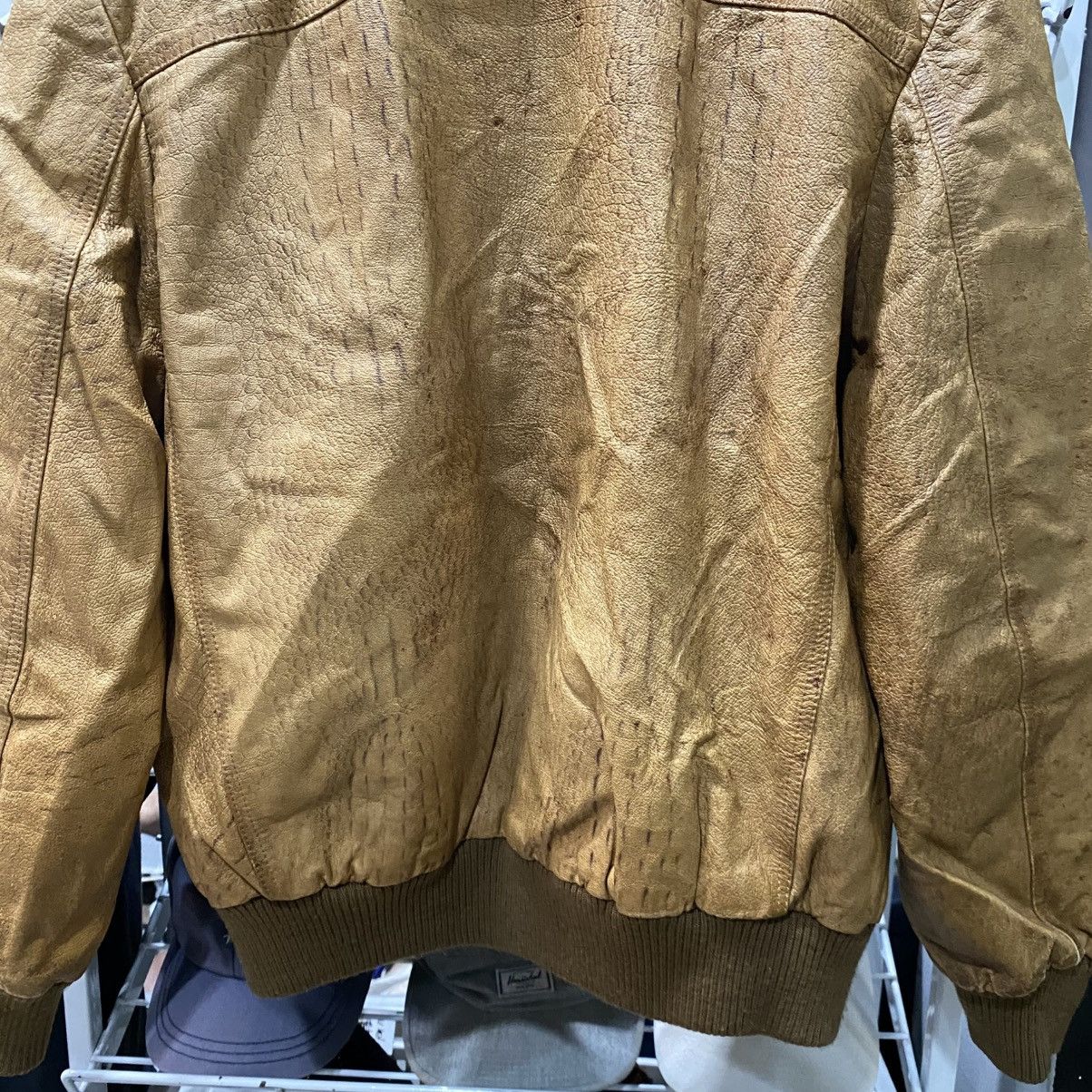 Vintage Vintage crocodile Italy style Leather Jacket Size US L / EU 52-54 / 3 - 12 Thumbnail