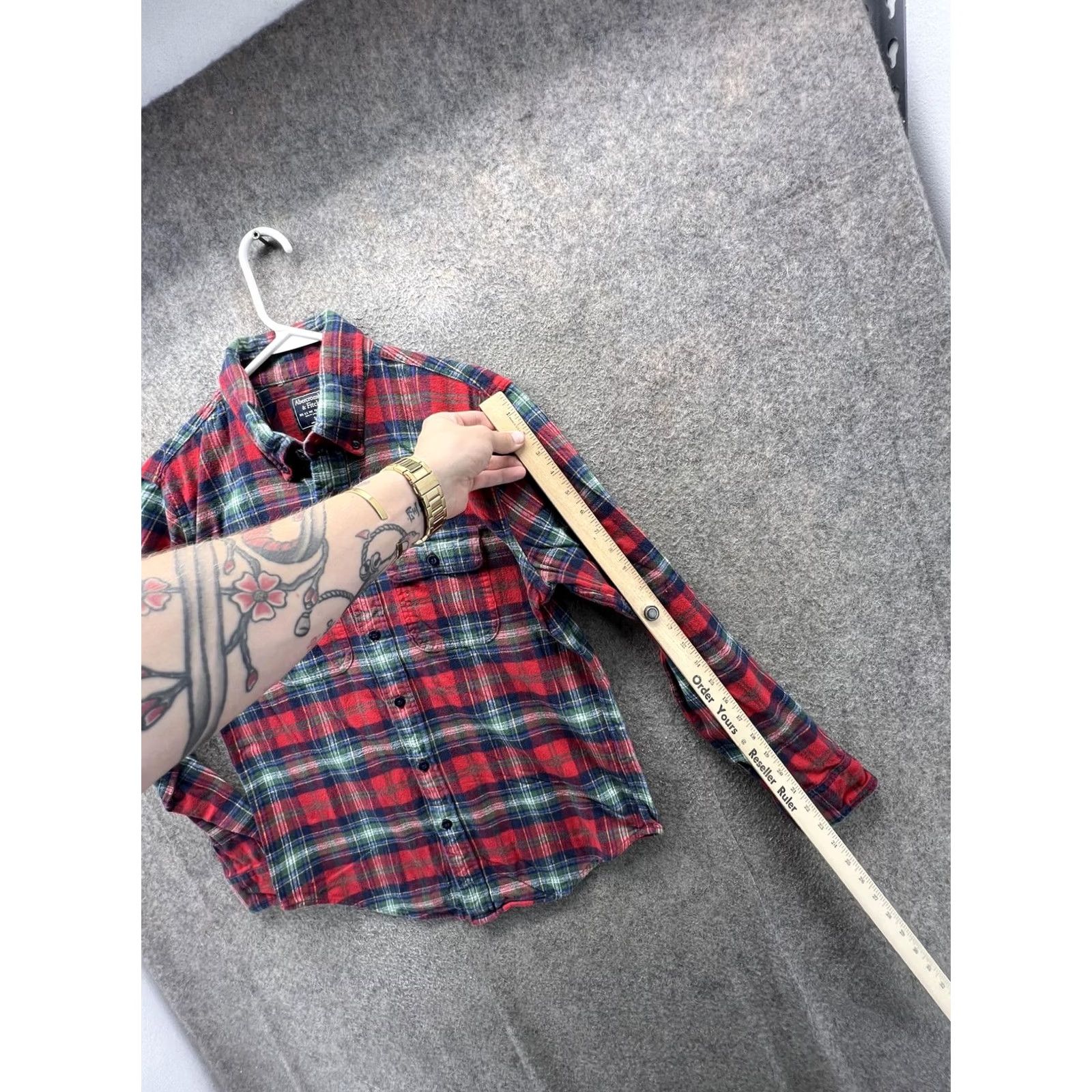Abercrombie & Fitch Abercrombie & Fitch Shirt Mens Small Red Plaid Long Sleeve Flannel Button Up Size US S / EU 44-46 / 1 - 5 Thumbnail