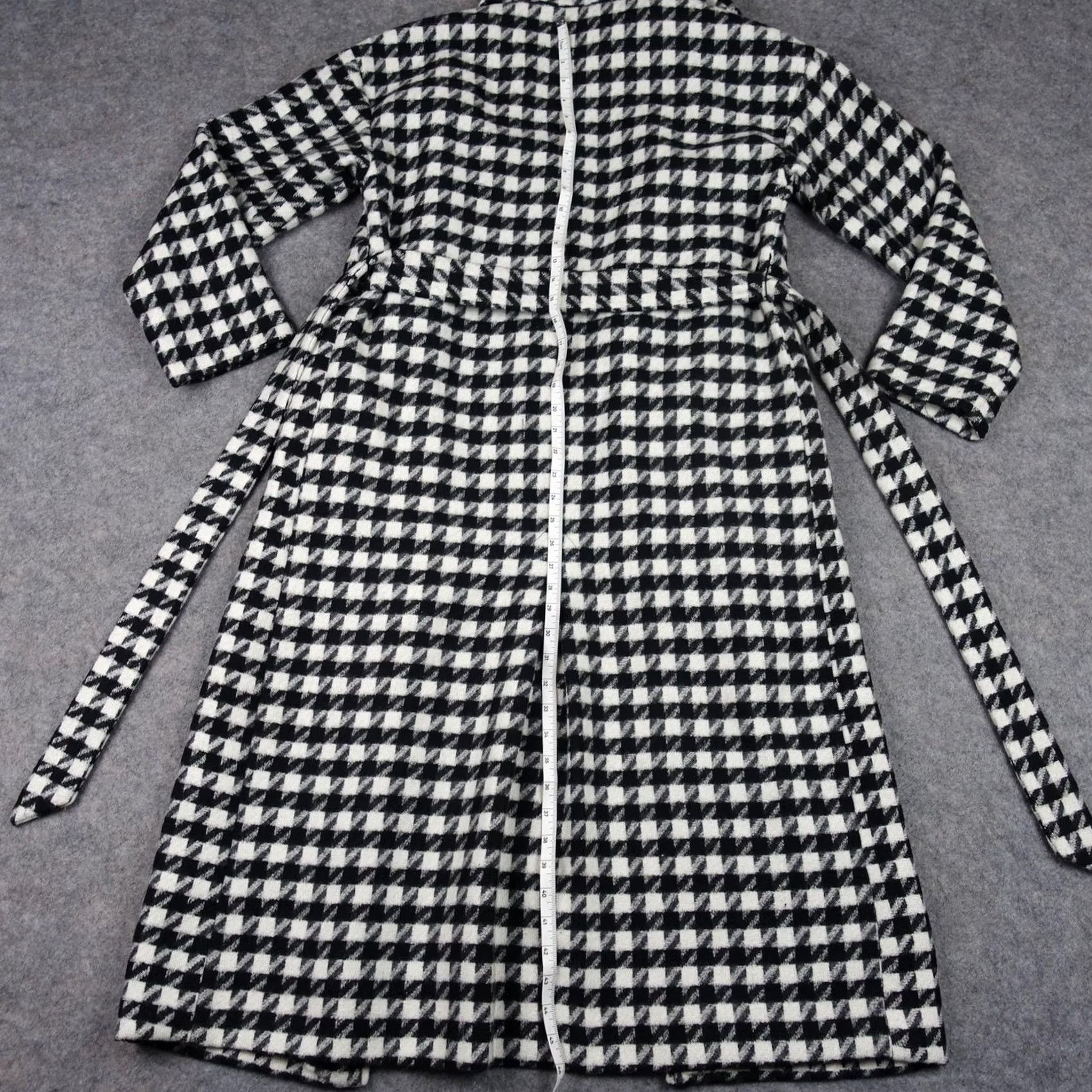 Forever 21 FOREVER 21 Coat Womens S Black White Houndstooth Belted Wrap Long Lined Check Overcoat Size S / US 4 / IT 40 - 7 Thumbnail