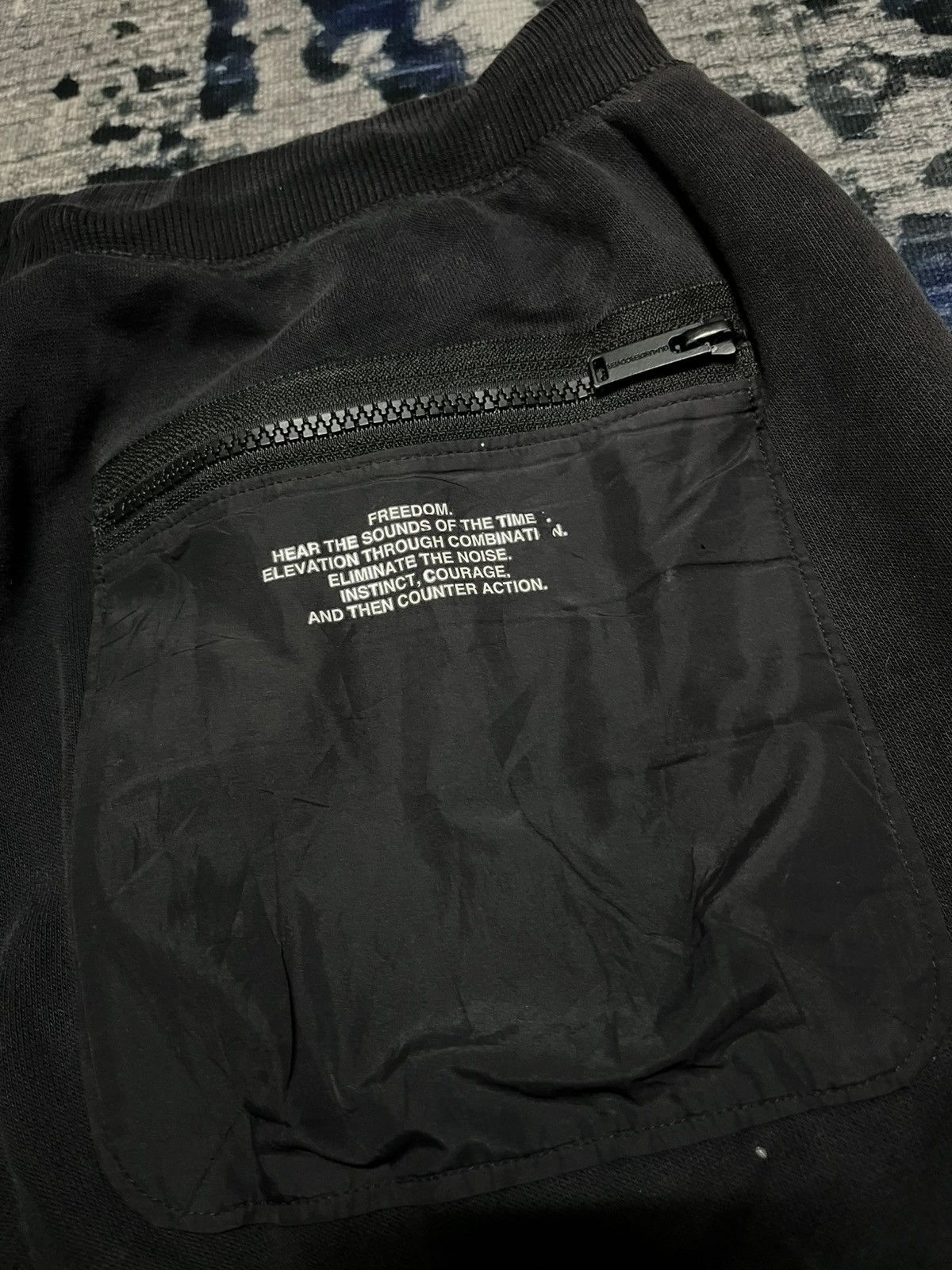 GU × Undercover 🔥GU x Undercover Side Pocket Baggy Sweetpants Size US 33 - 12 Thumbnail