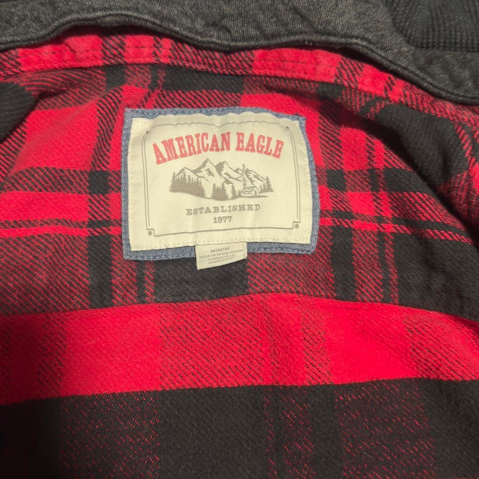 American Eagle Outfitters American eagle red and black Size US M / EU 48-50 / 2 - 3 Thumbnail