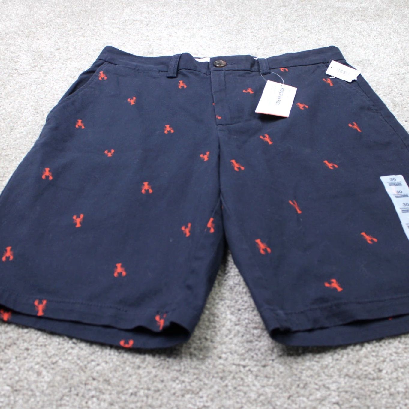 Old Navy Old Navy Slim Built in Flex AOP Shorts Mens 30 Blue w/ Red Lobsters Size US 30 / EU 46 - 2 Thumbnail