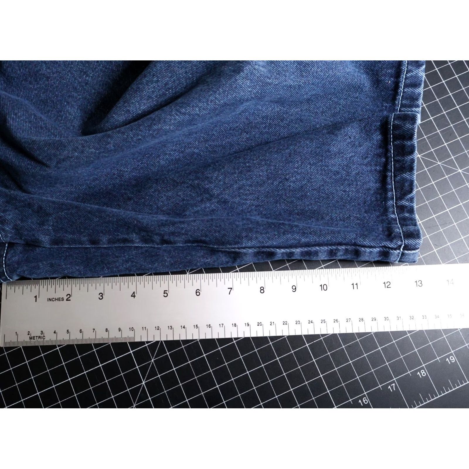 Southpole Southpole Denim Bermuda Shorts Men's 34 x 13 Blue Cotton Zip Fly Baggy Fit 90s Retro VTG (36 Tag) Size US 34 / EU 50 - 5 Thumbnail