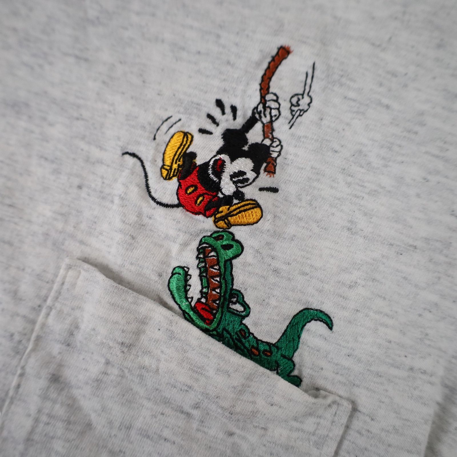 Disney × Vintage Vintage Disney Mickey Mouse Pocket Alligator T Shirt Size US M / EU 48-50 / 2 - 5 Thumbnail